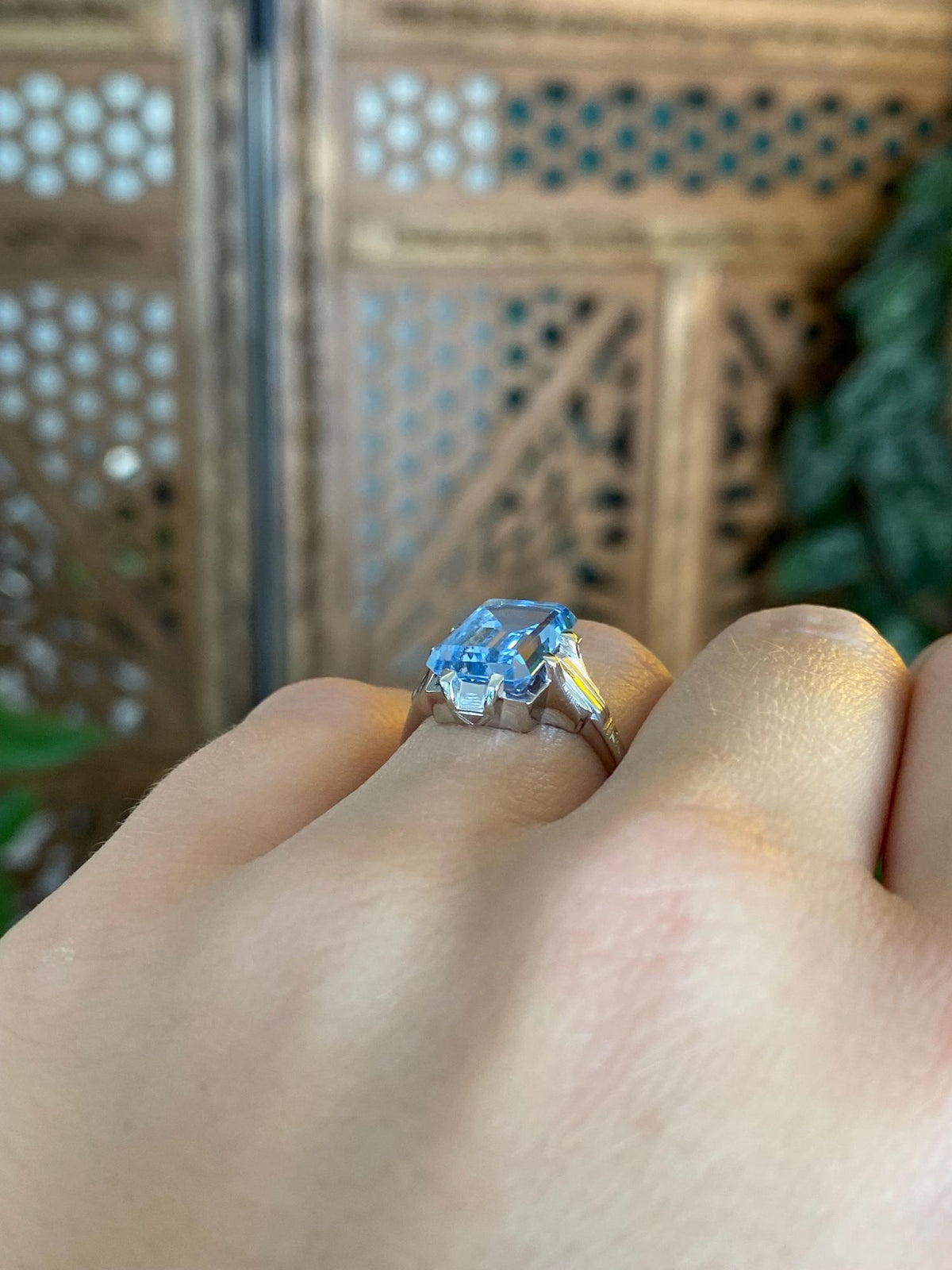 Vintage Solid 14k White Gold Light Blue Spinel Ring - Size 6.5