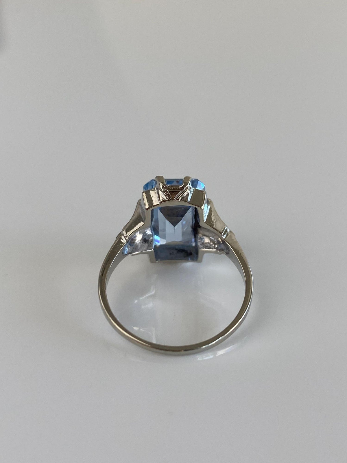 Vintage Solid 14k White Gold Light Blue Spinel Ring - Size 6.5