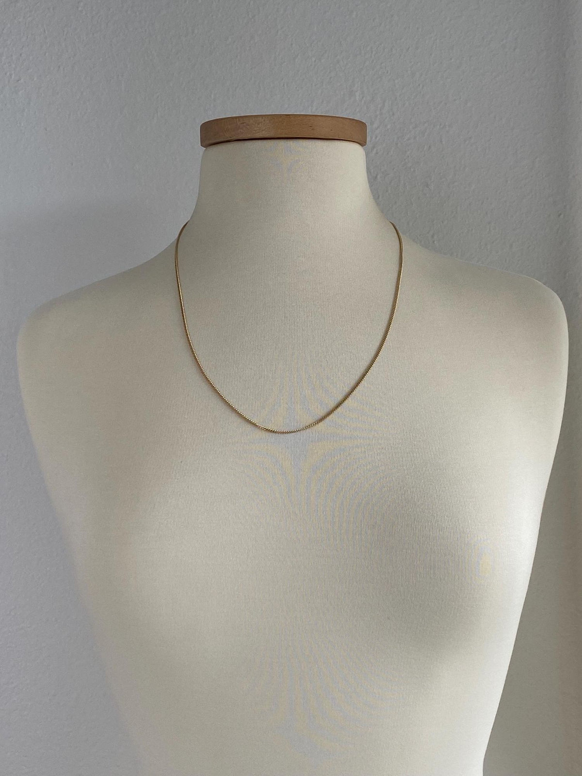 Vintage Solid 14k Yellow Gold Curb Chain Necklace - 24 inches