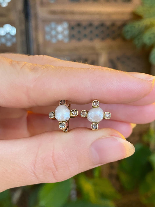 Vintage Solid 14k Yellow Gold Diamond Pearl Drop Earrings