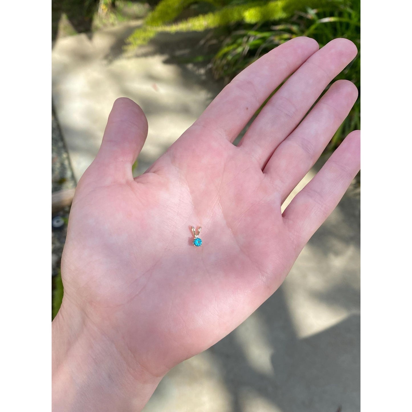 Vintage Solid 14k Yellow Gold Blue Cubic Zirconia Charm