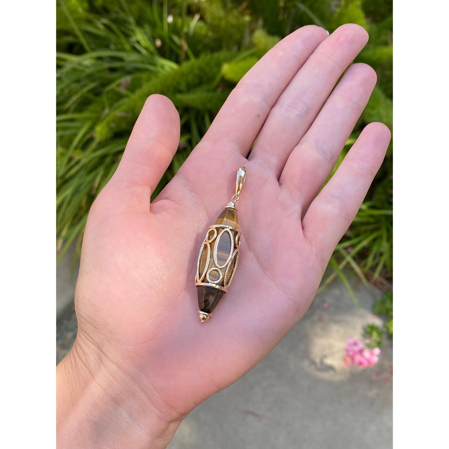 Vintage Solid 14k Yellow Gold Large Tigers Eye Point Charm