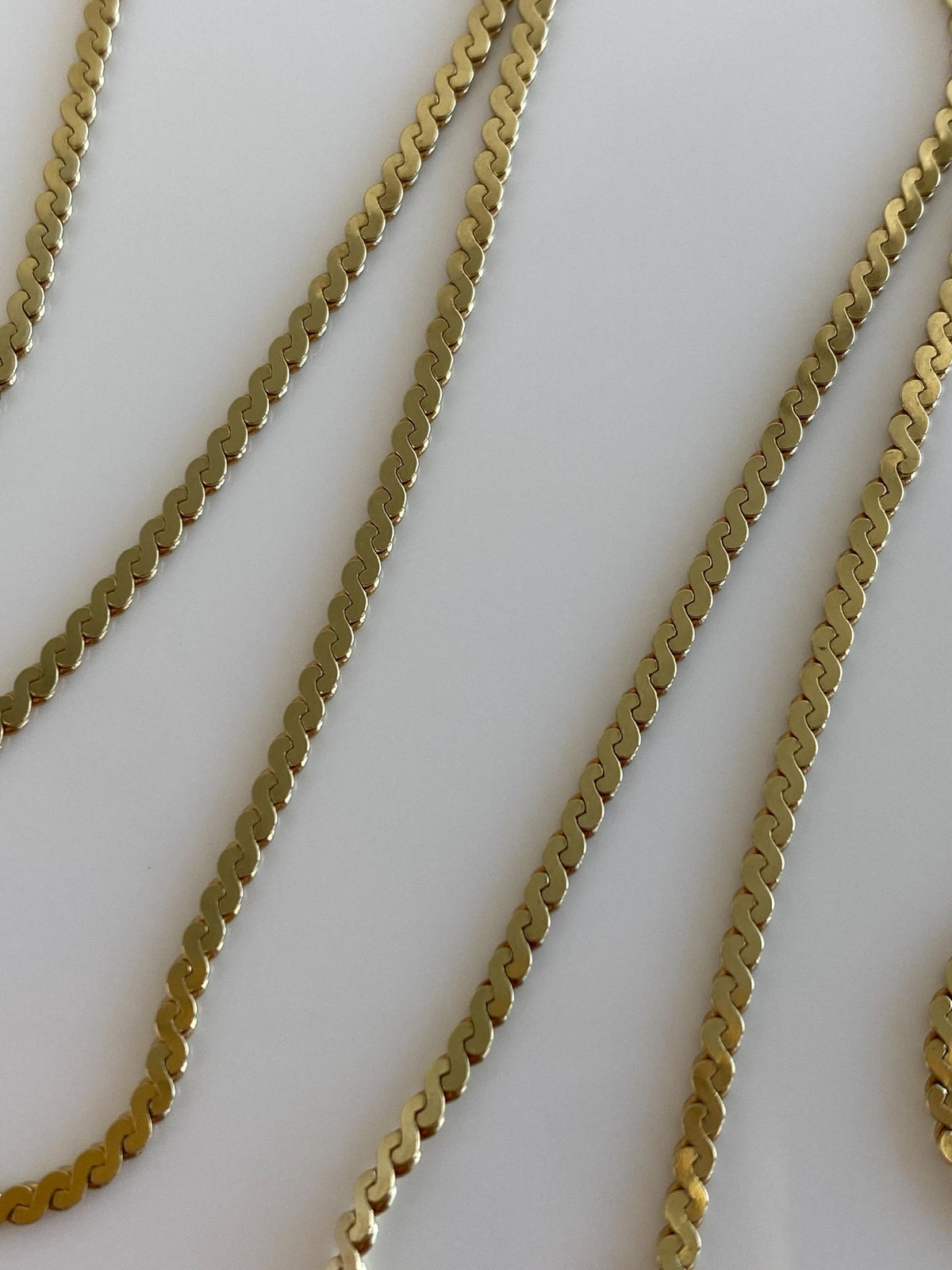 Vintage Solid 14k Yellow Gold Serpentine Chain Necklace - 18.5 inches