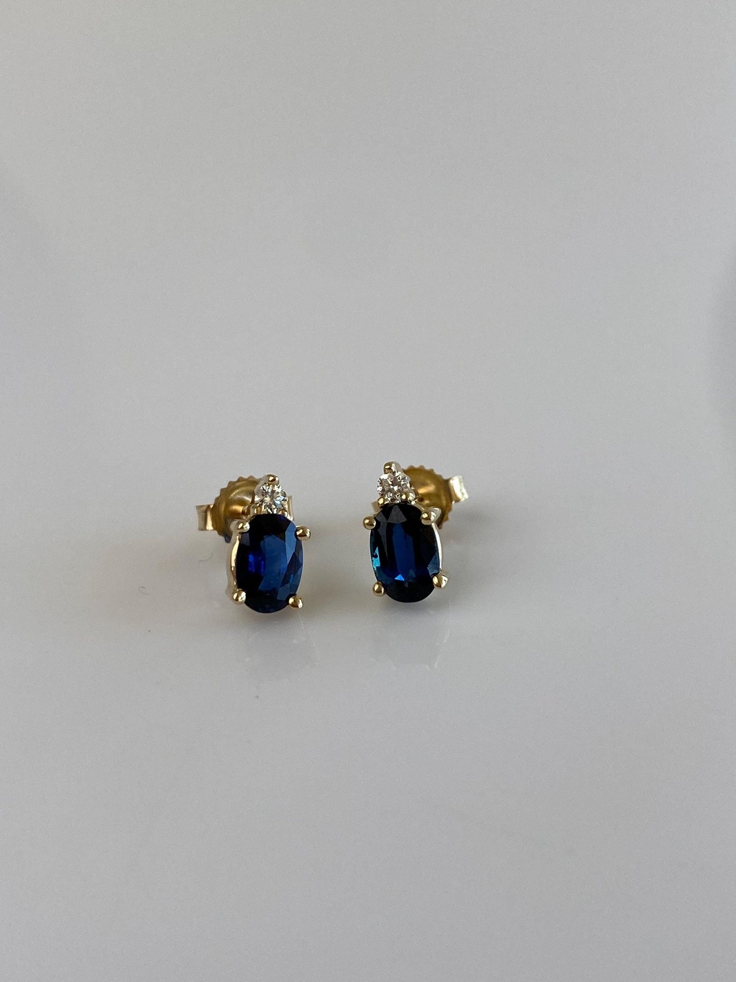 Solid 14k Yellow Gold Diamond Blue Sapphire Stud Earrings