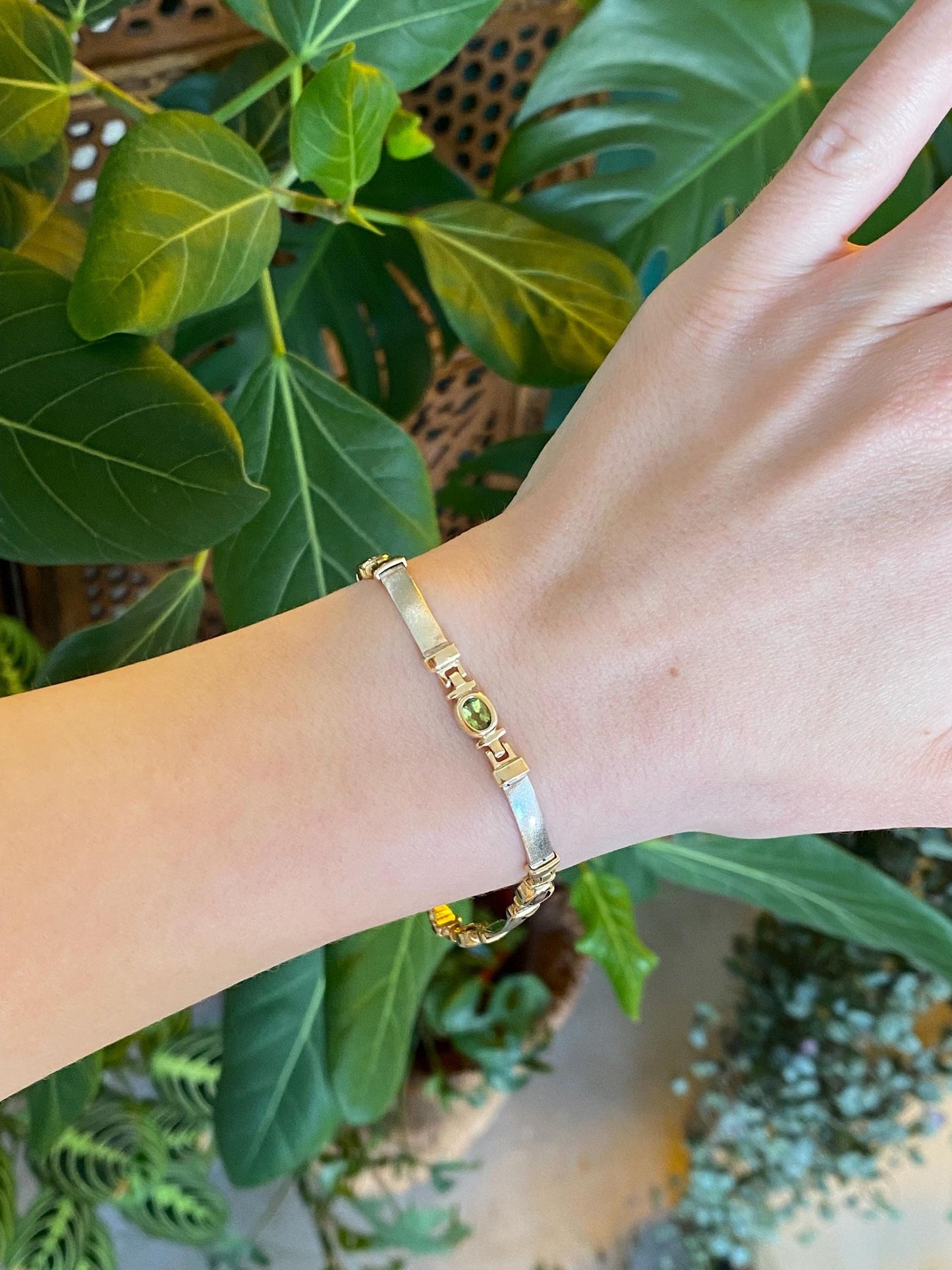 Vintage Solid 14k White & Yellow Gold Garnet Topaz Peridot Amethyst Citrine Link Bracelet - 7.75 inches