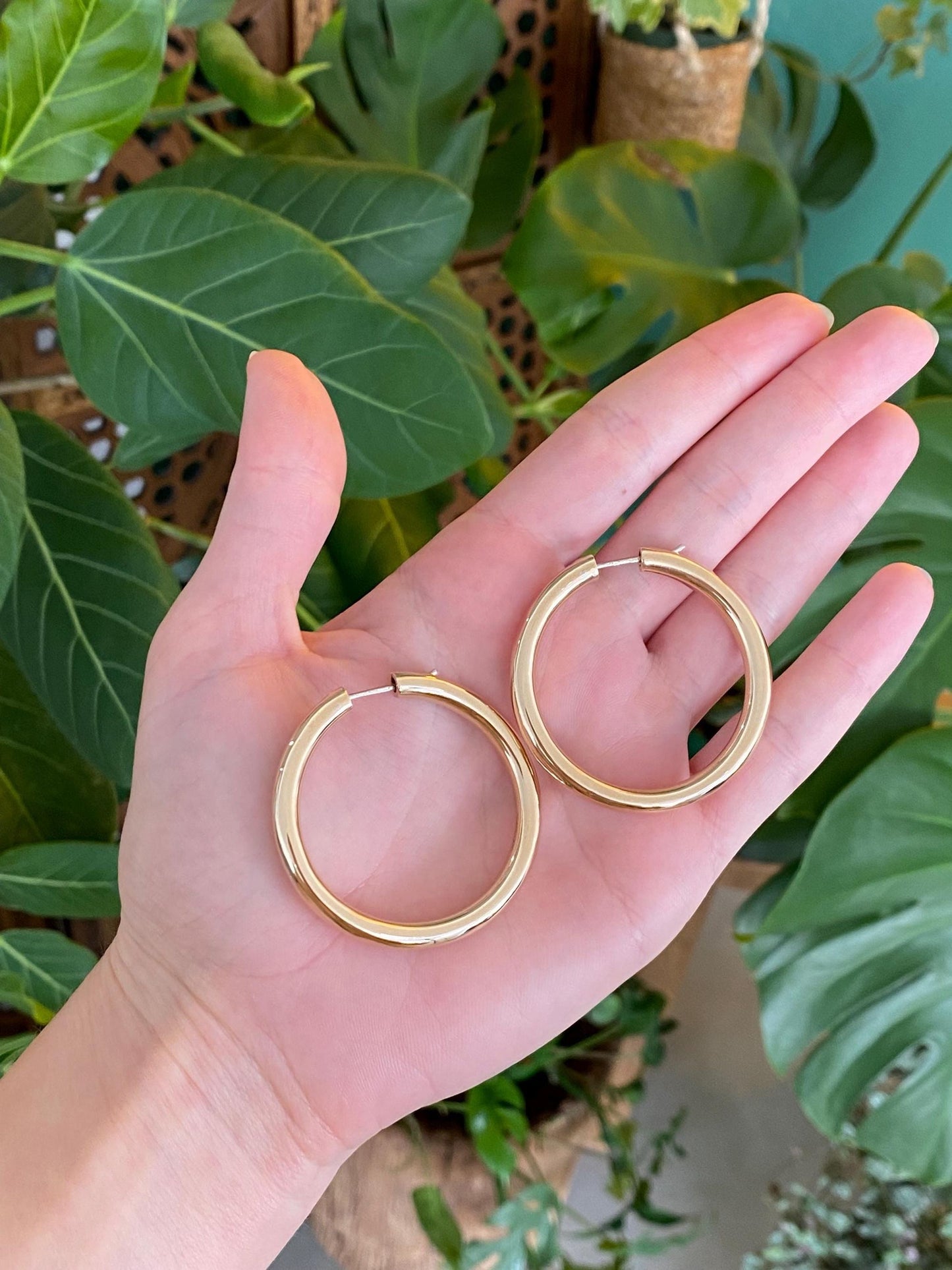 Vintage 14k Yellow Gold Chunky Hoop Earrings