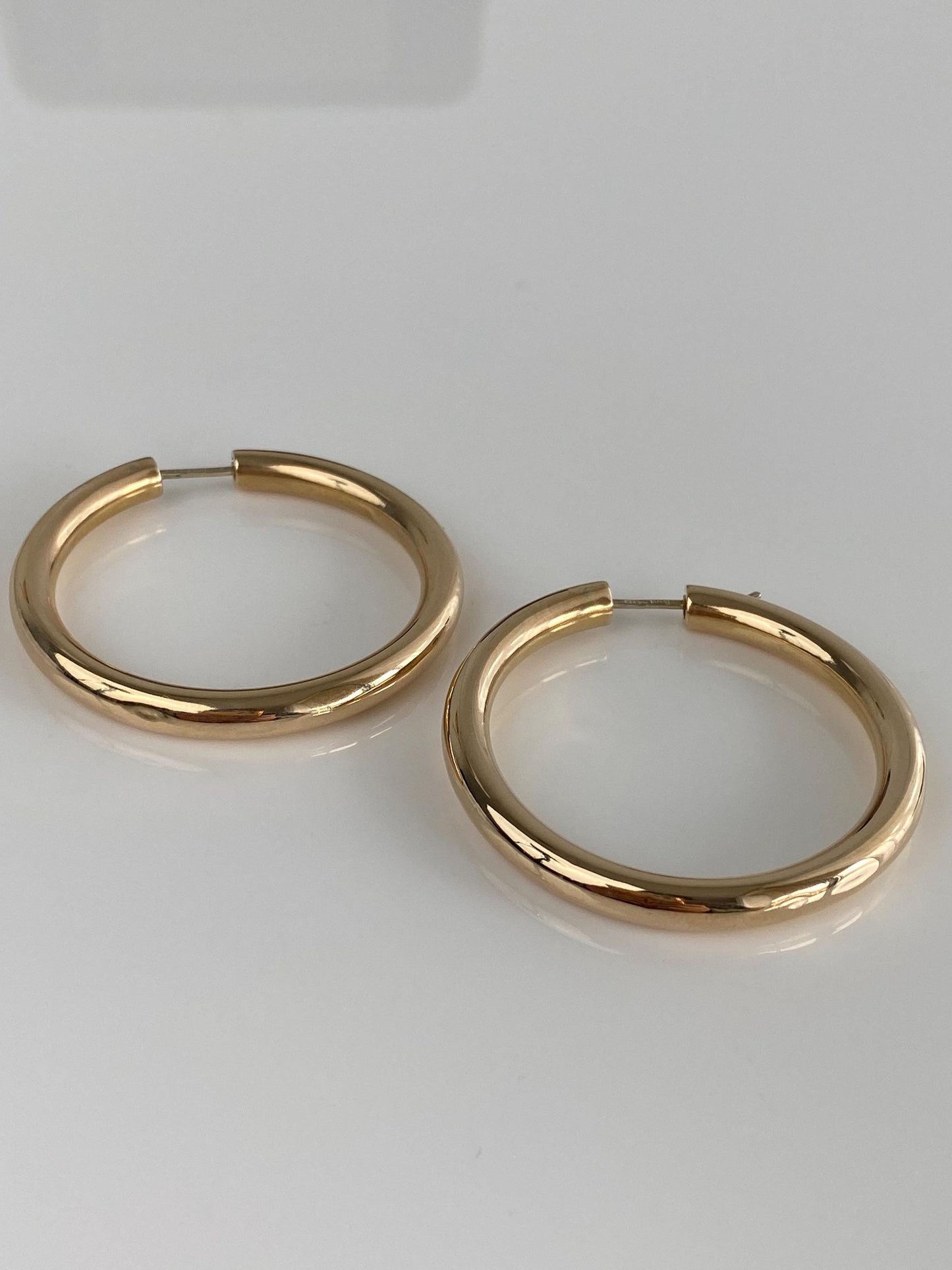 Vintage 14k Yellow Gold Chunky Hoop Earrings