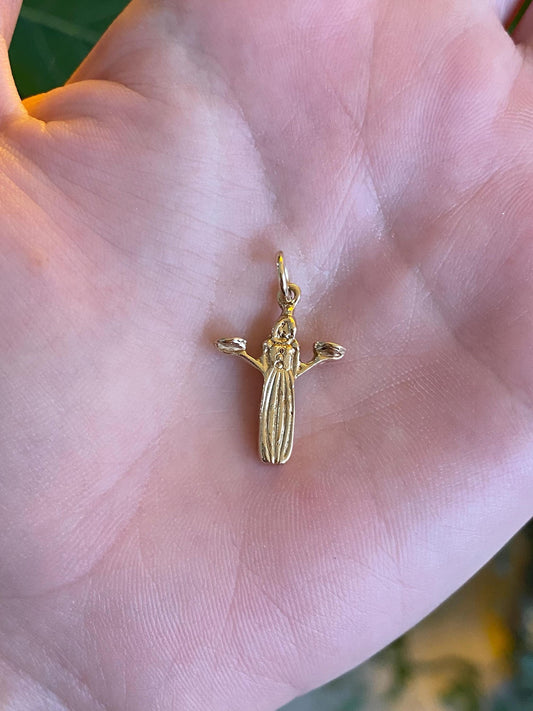 Vintage Solid 14k Yellow Gold Savannah Bird Girl Statue Charm