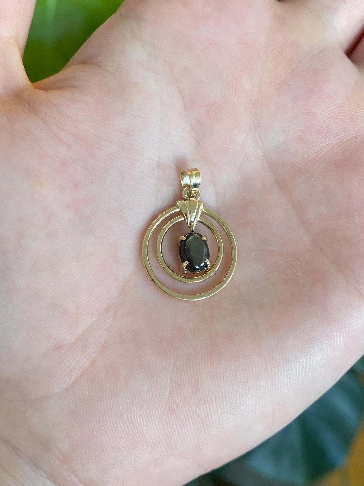 Vintage Solid 10k Yellow Gold Star Sapphire Dangle Charm