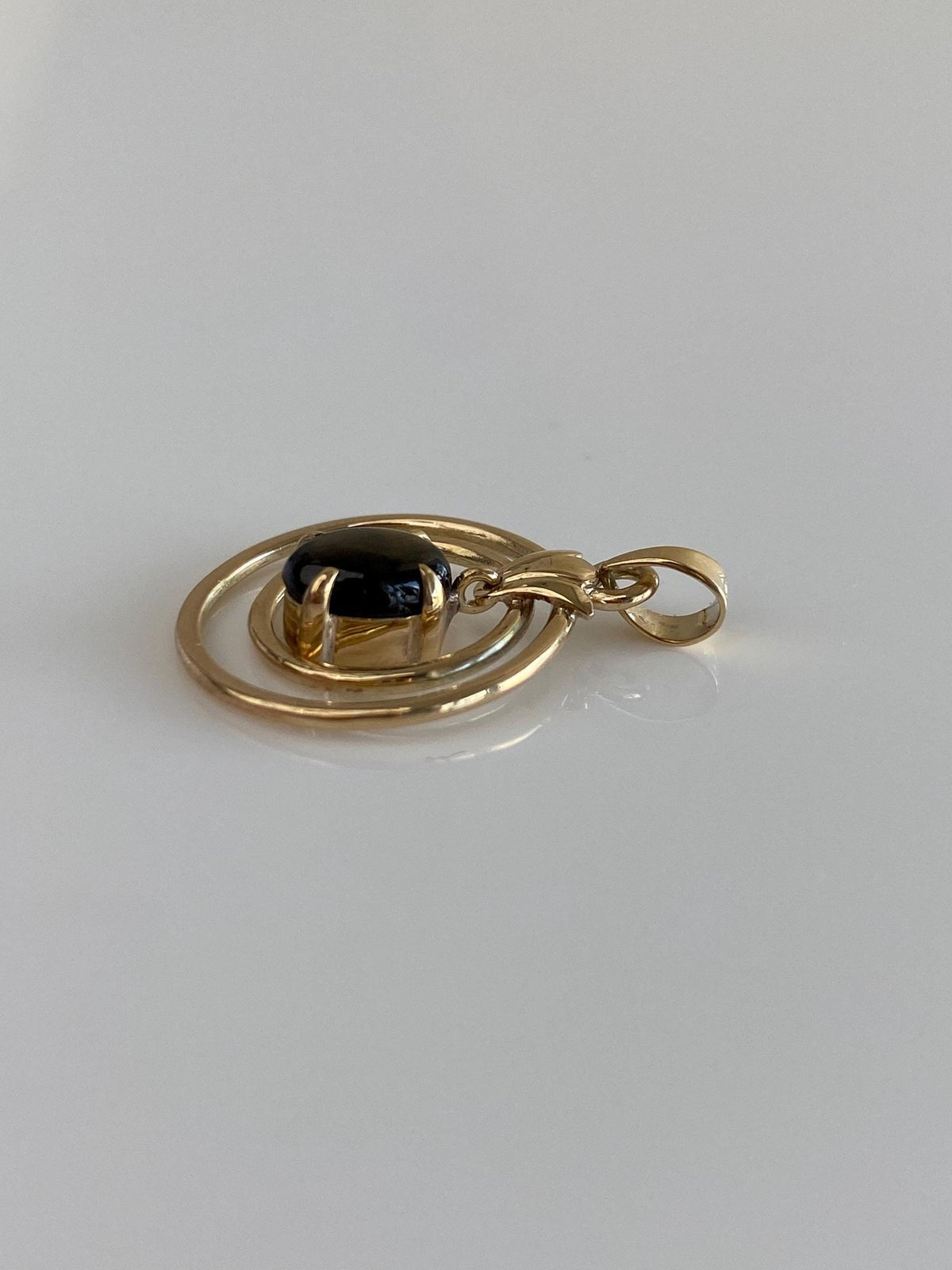 Vintage Solid 10k Yellow Gold Star Sapphire Dangle Charm
