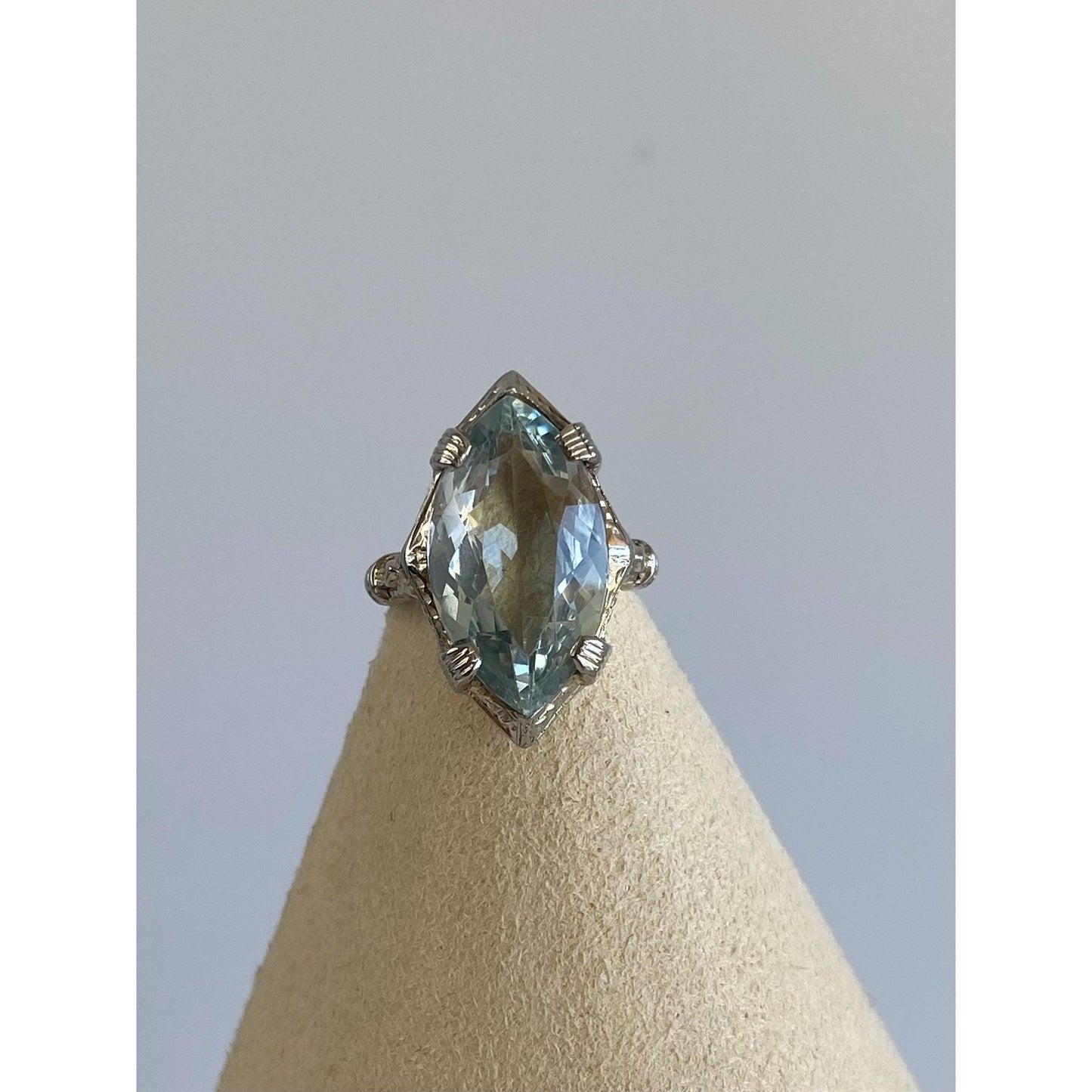 Vintage Solid 18k White Gold Topaz Art Deco Ring - Size 2.5