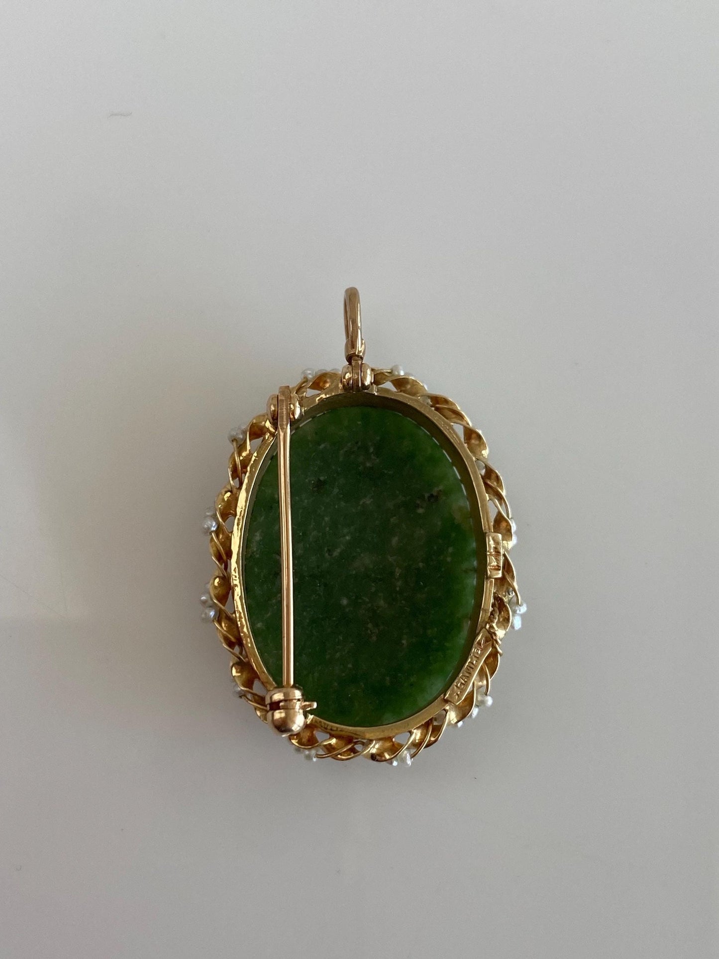 Vintage Solid 14k Yellow Gold Nephrite Seed Pearl Halo Brooch Pin Charm