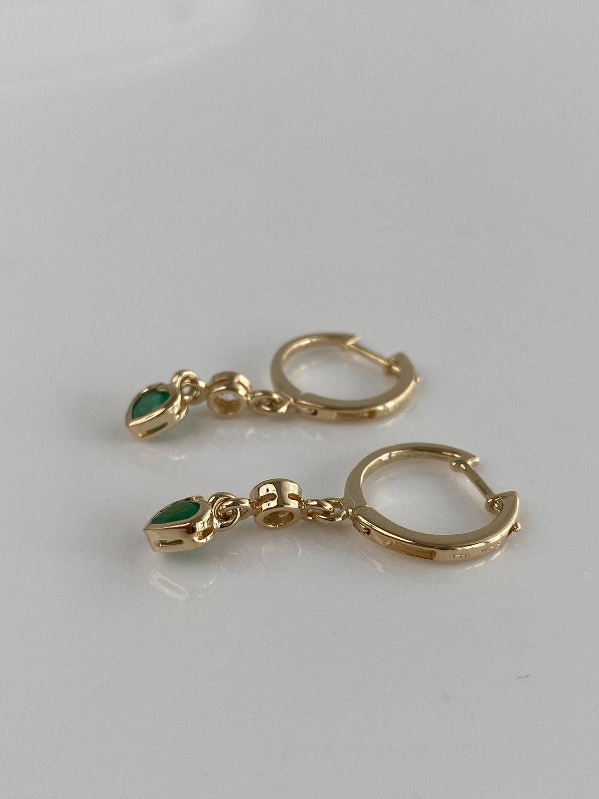 Vintage Solid 14k Yellow Gold Emerald Diamond Heart Dangle Hoop Earrings
