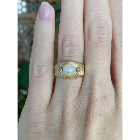 Vintage Solid 14k Yellow Gold Diamond Pearl Crosshatch Ring Band - Size 5.25