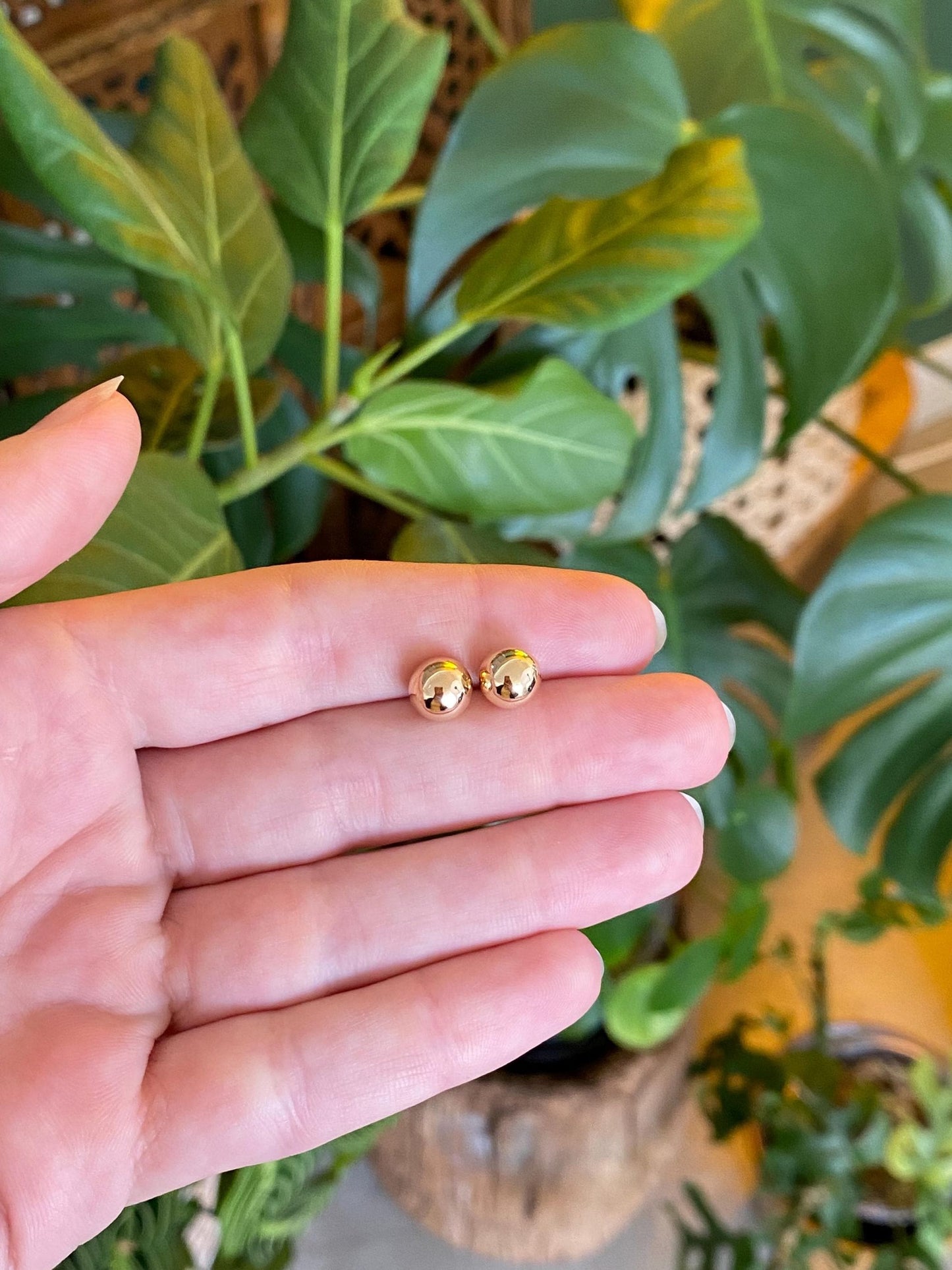 Vintage 12k Yellow Gold Ball Stud Earrings