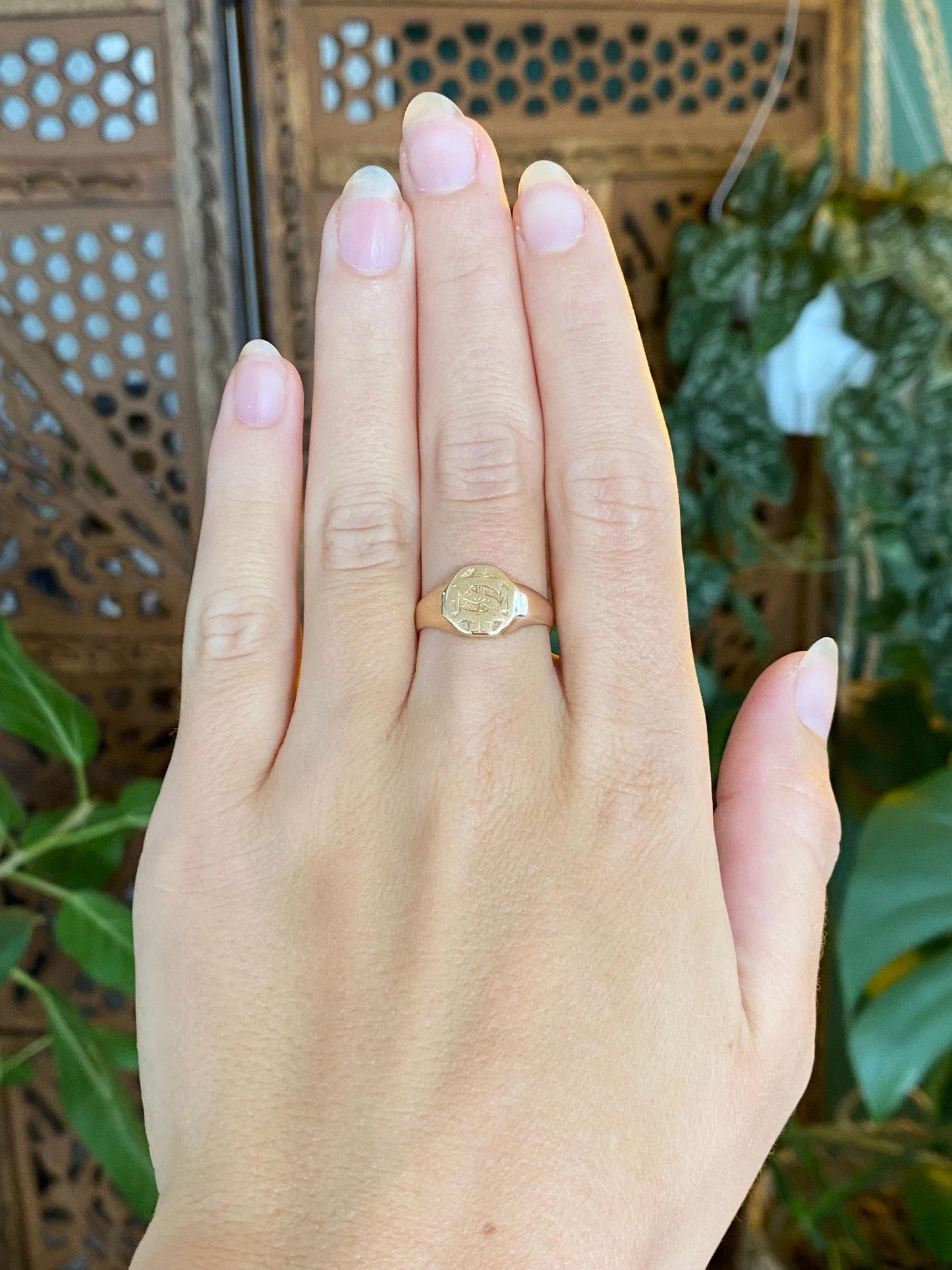Vintage Solid 10k Yellow Gold Money Sign Signet Ring - Size 6.75