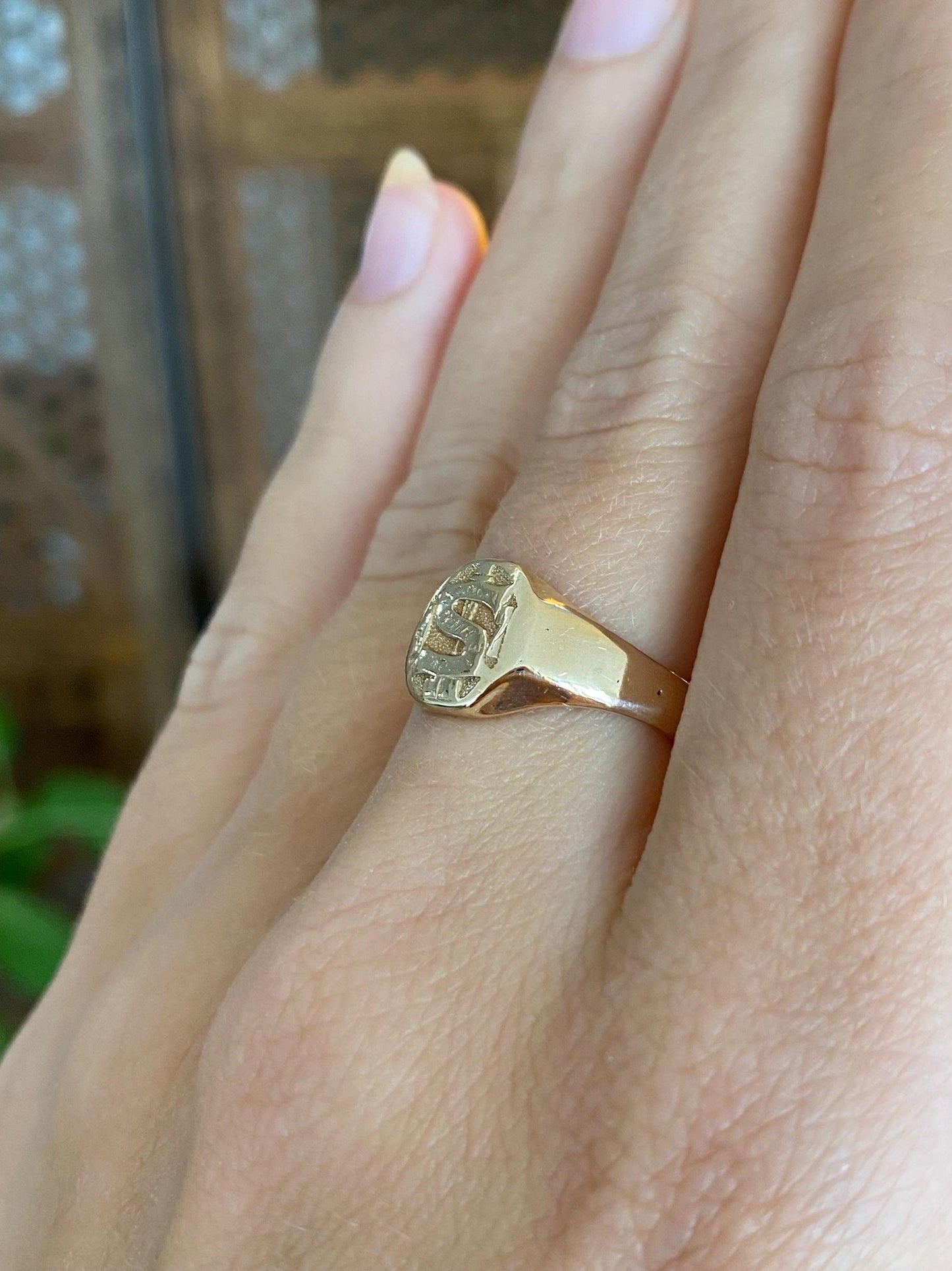 Vintage Solid 10k Yellow Gold Money Sign Signet Ring - Size 6.75