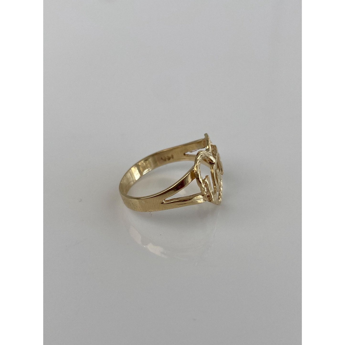 Vintage Solid 14k Yellow Gold Love Heart Ring - Size 5.75