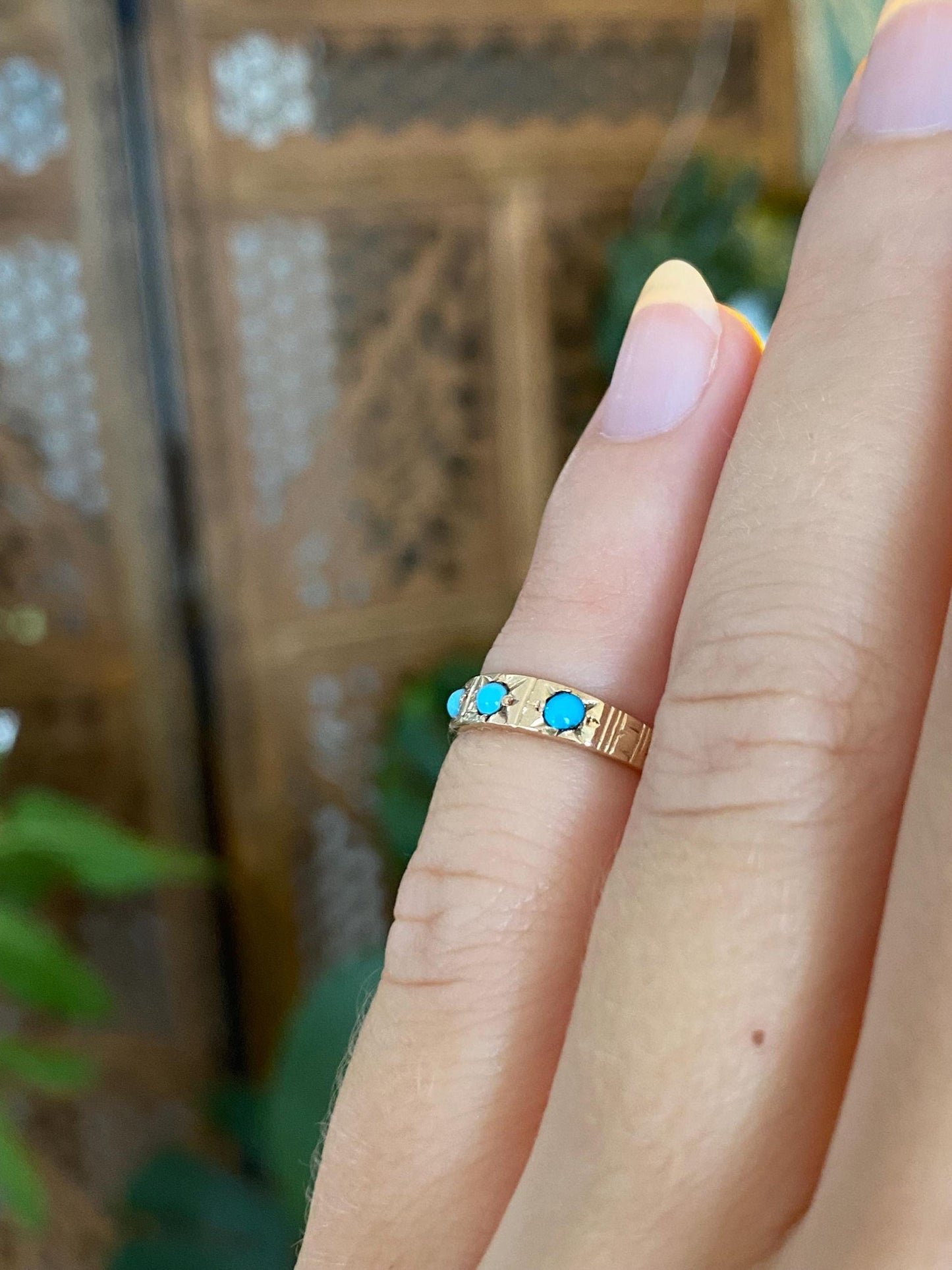 Vintage Solid 10k Rosey Gold Turquoise Diamond Cut Ring - Size 1.75