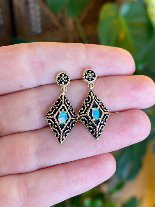 Vintage Solid 14k Yellow Gold Opal Dangle Stud Earrings