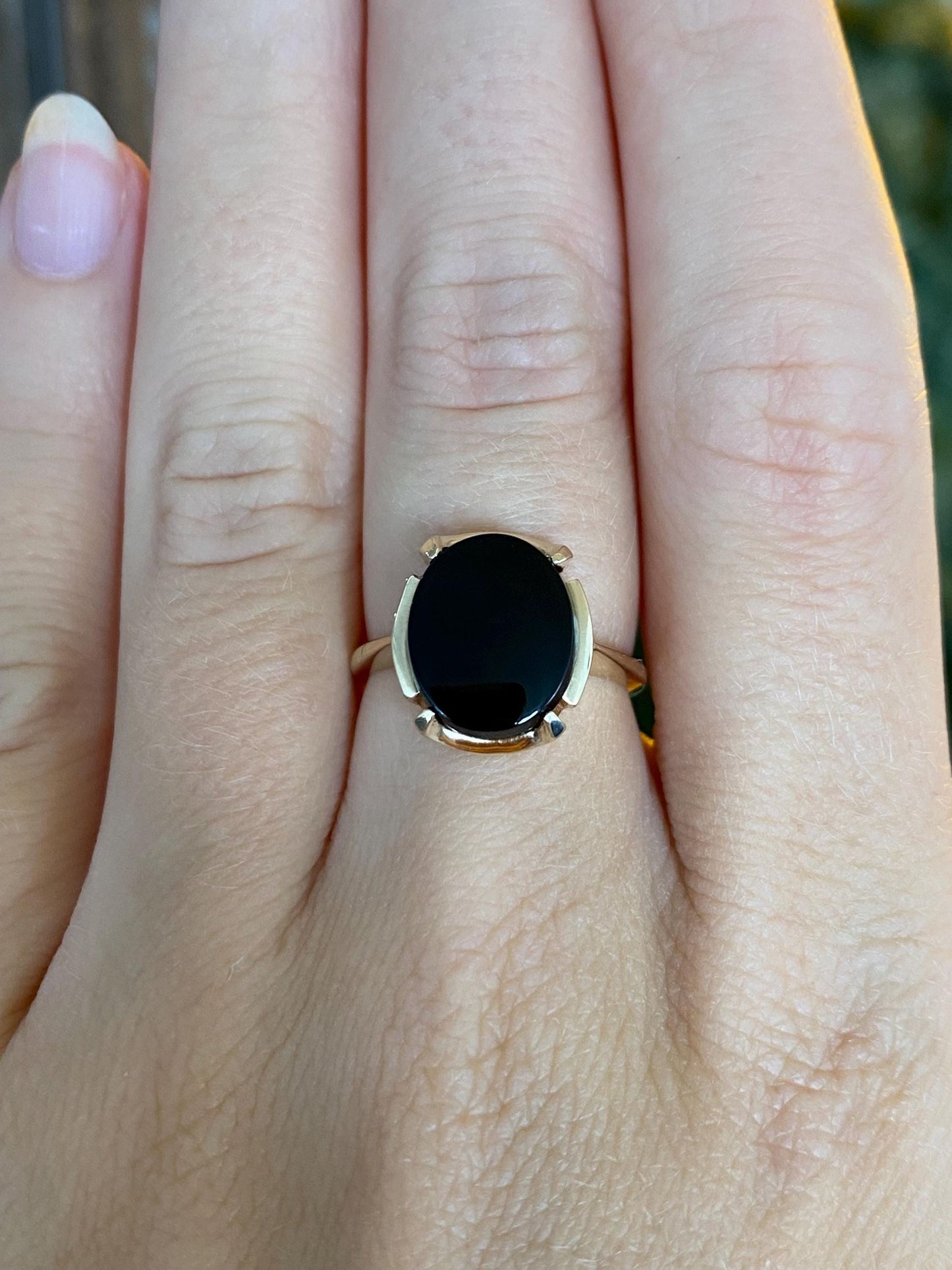 Vintage Solid 10k Yellow Gold Black Onyx Ring - Size 6