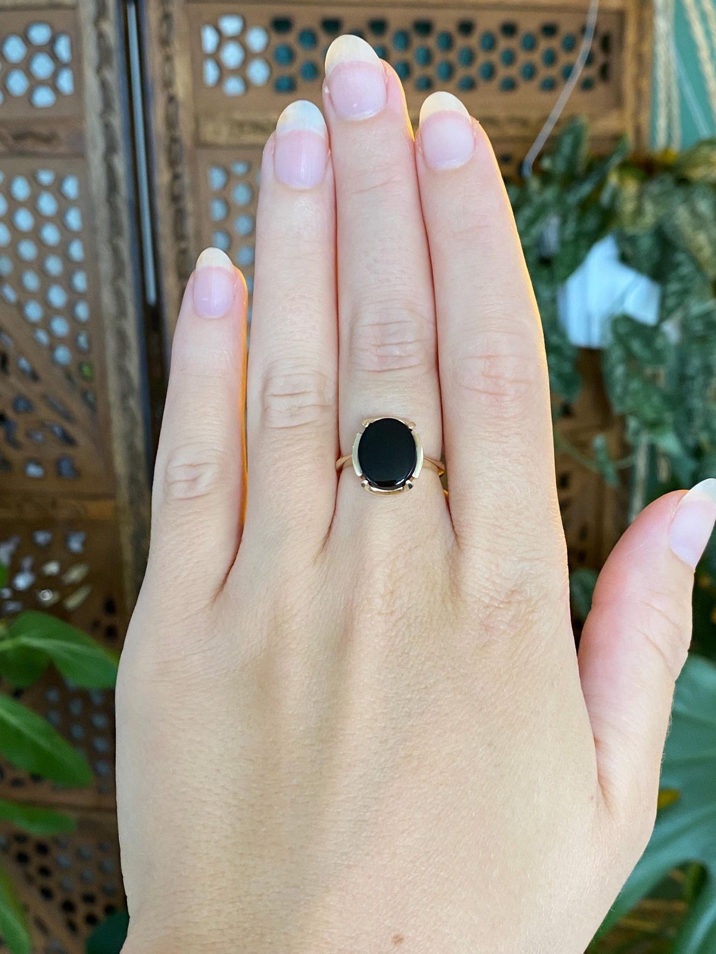 Vintage Solid 10k Yellow Gold Black Onyx Ring - Size 6