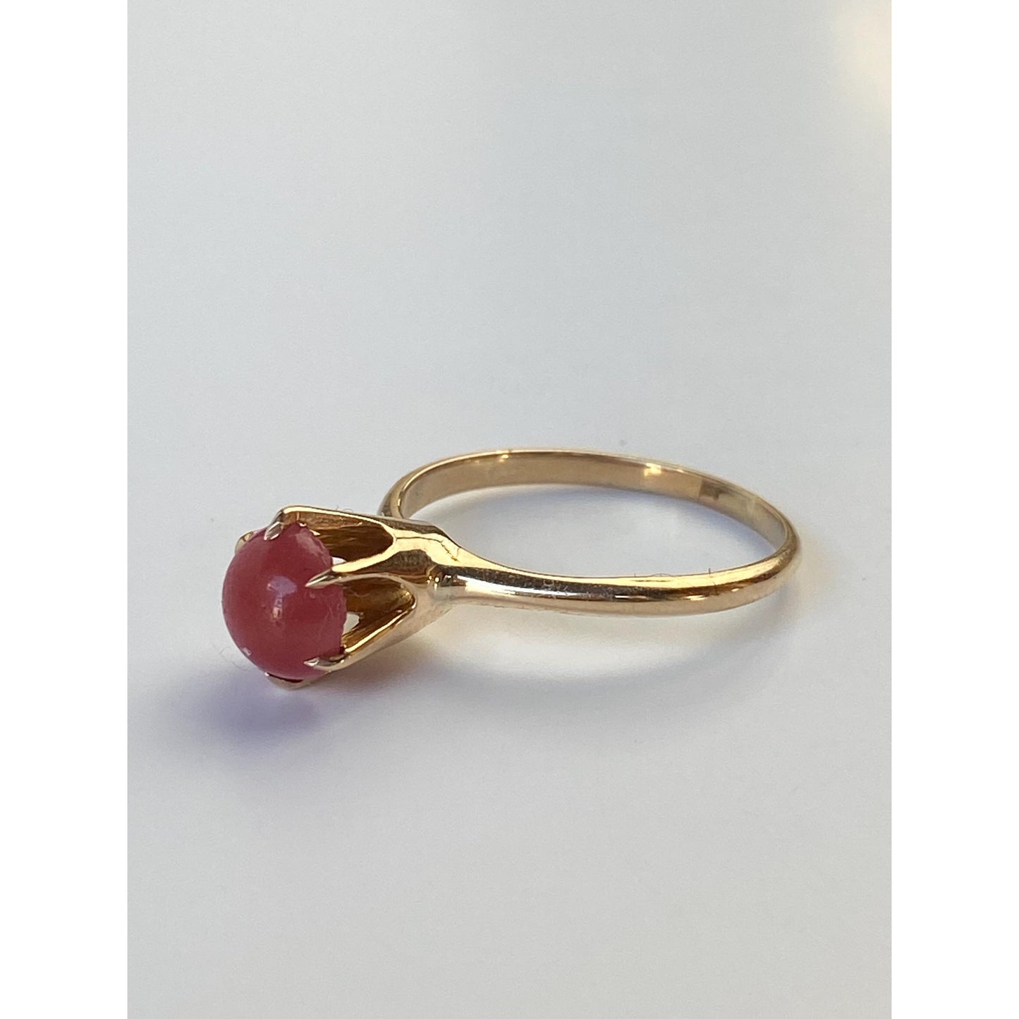 Vintage Solid 10k Yellow Gold Red Pink Cabochon Ring - Size 7.25