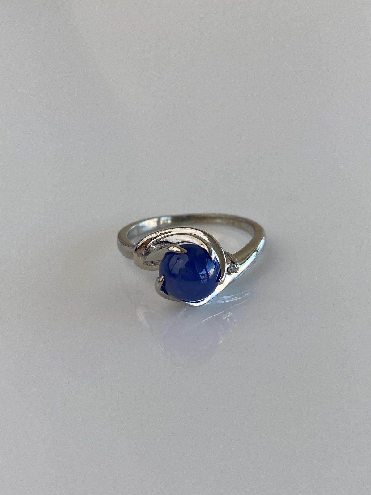 Vintage Solid 10k White Gold Clear Sapphire Blue Star Sapphire Ring - Size 5.25