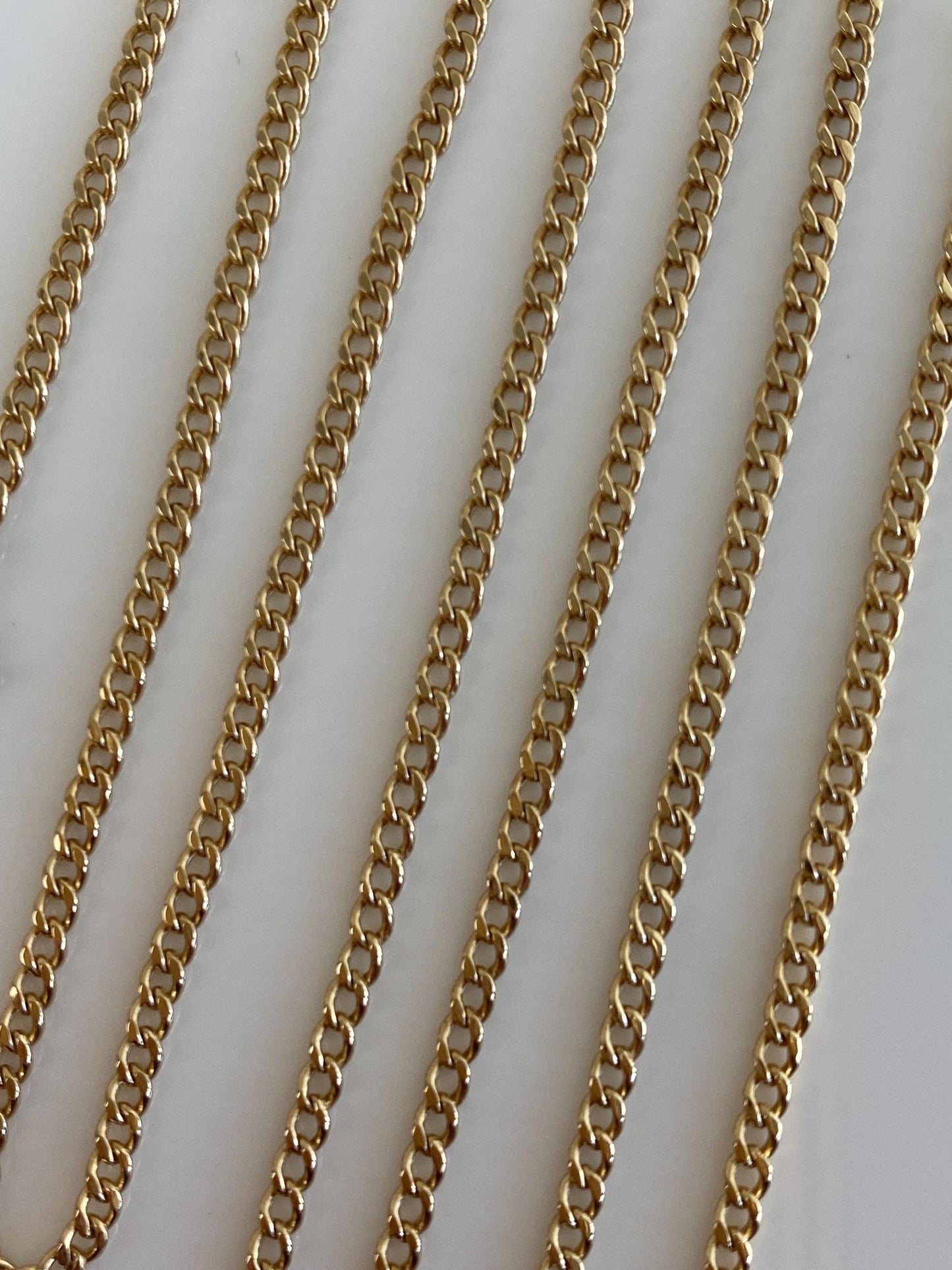 Vintage Solid 14k Yellow Gold Curb Chain Necklace - 21.25 inches