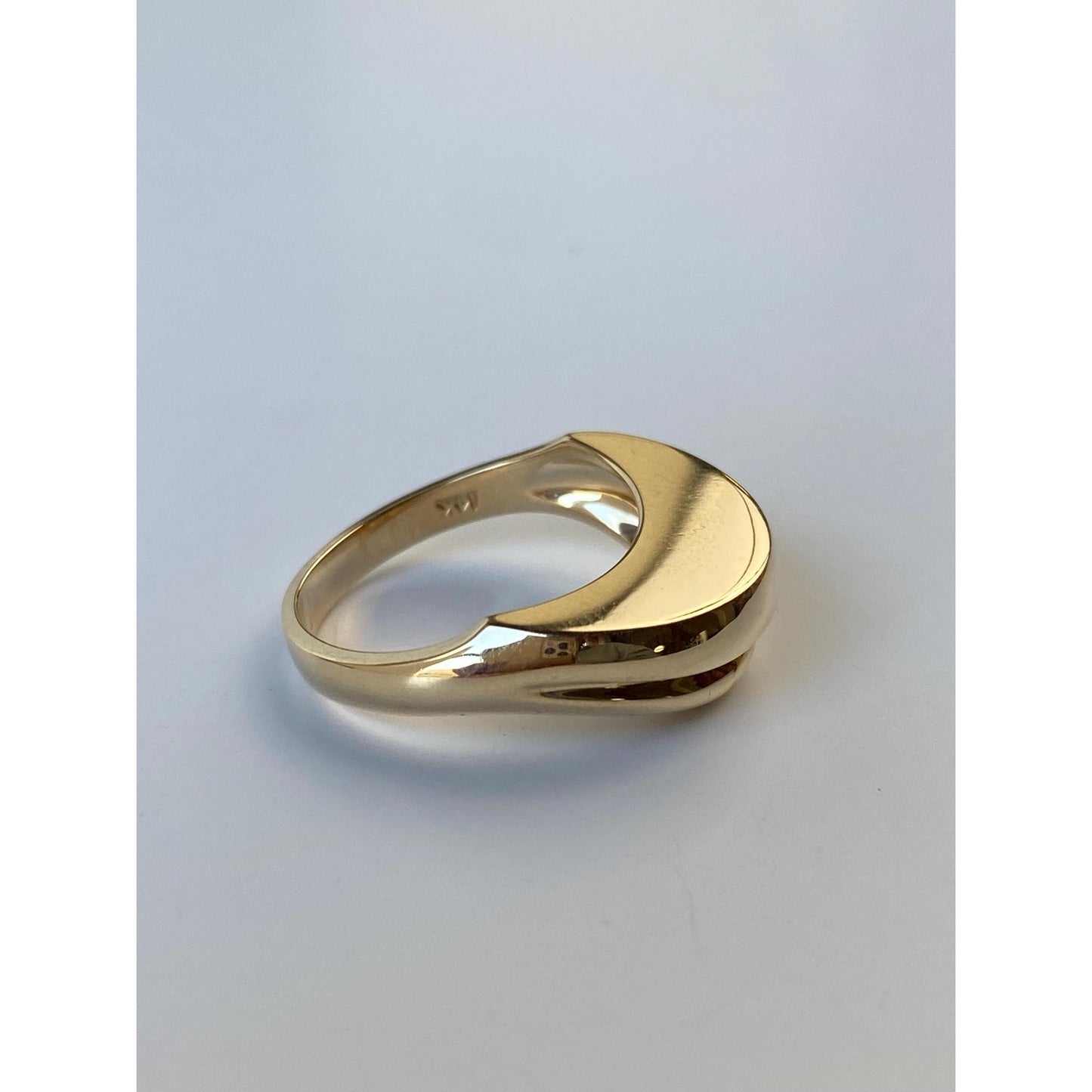 Vintage Solid 14k Yellow Gold Wavy Ring - Size 6.5