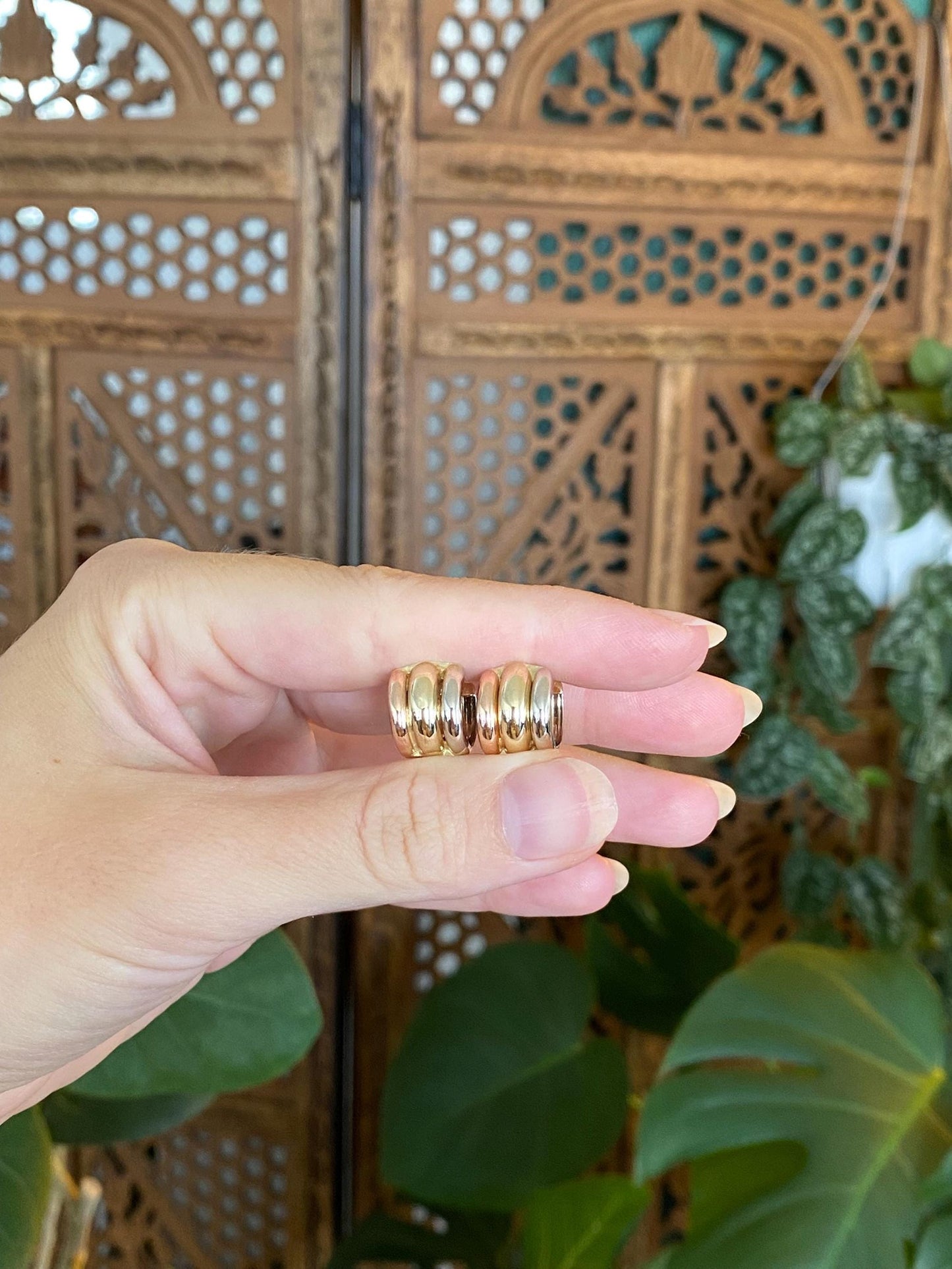 Vintage Solid 14k Tri Tone Gold Lined Chunky Huggie Hoop Earrings