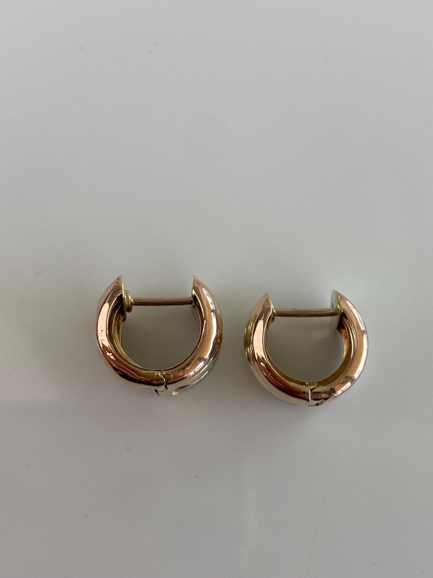 Vintage Solid 14k Tri Tone Gold Lined Chunky Huggie Hoop Earrings