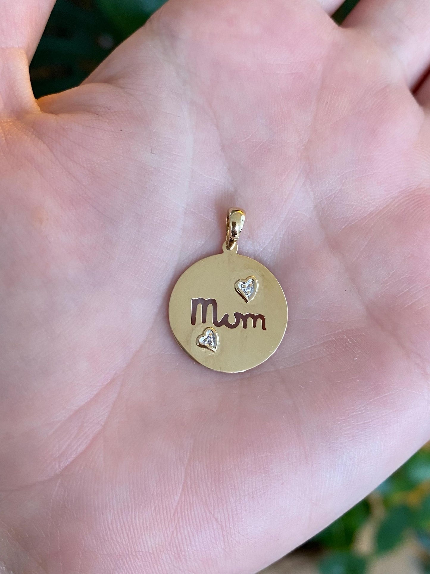 Vintage Solid 14k Yellow Gold Clear Sapphire Mum Heart Charm