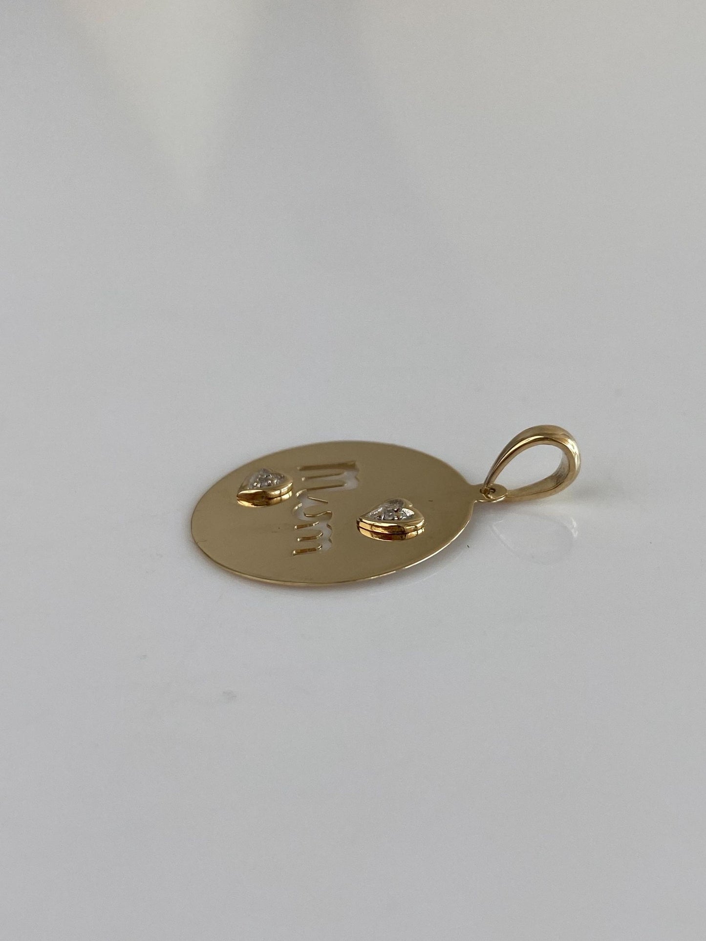 Vintage Solid 14k Yellow Gold Clear Sapphire Mum Heart Charm