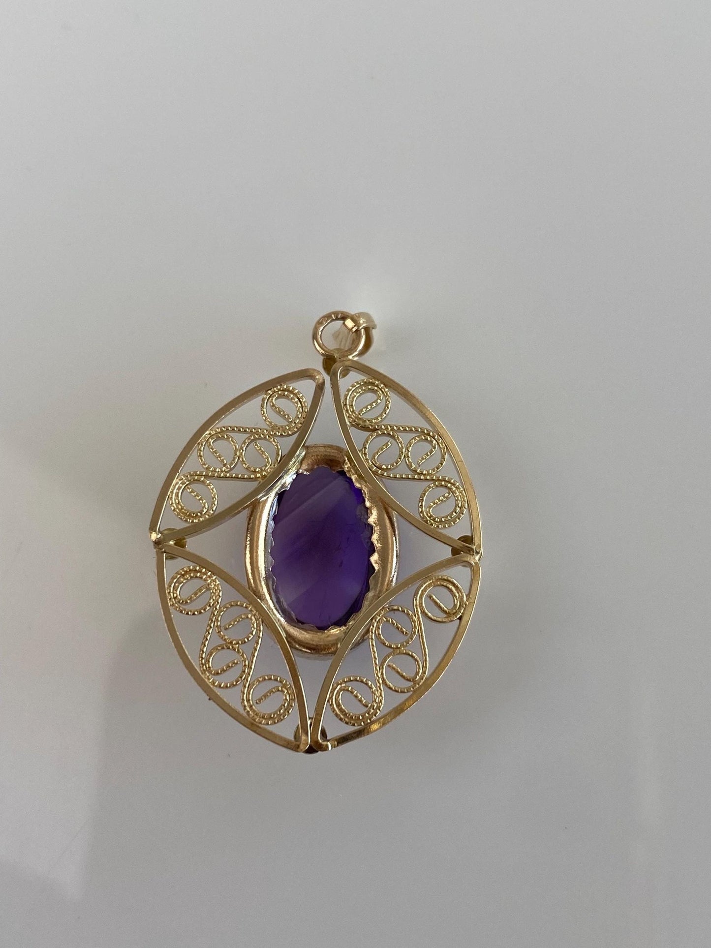 Vintage Solid 14k Yellow Gold Amethyst Cabochon Charm
