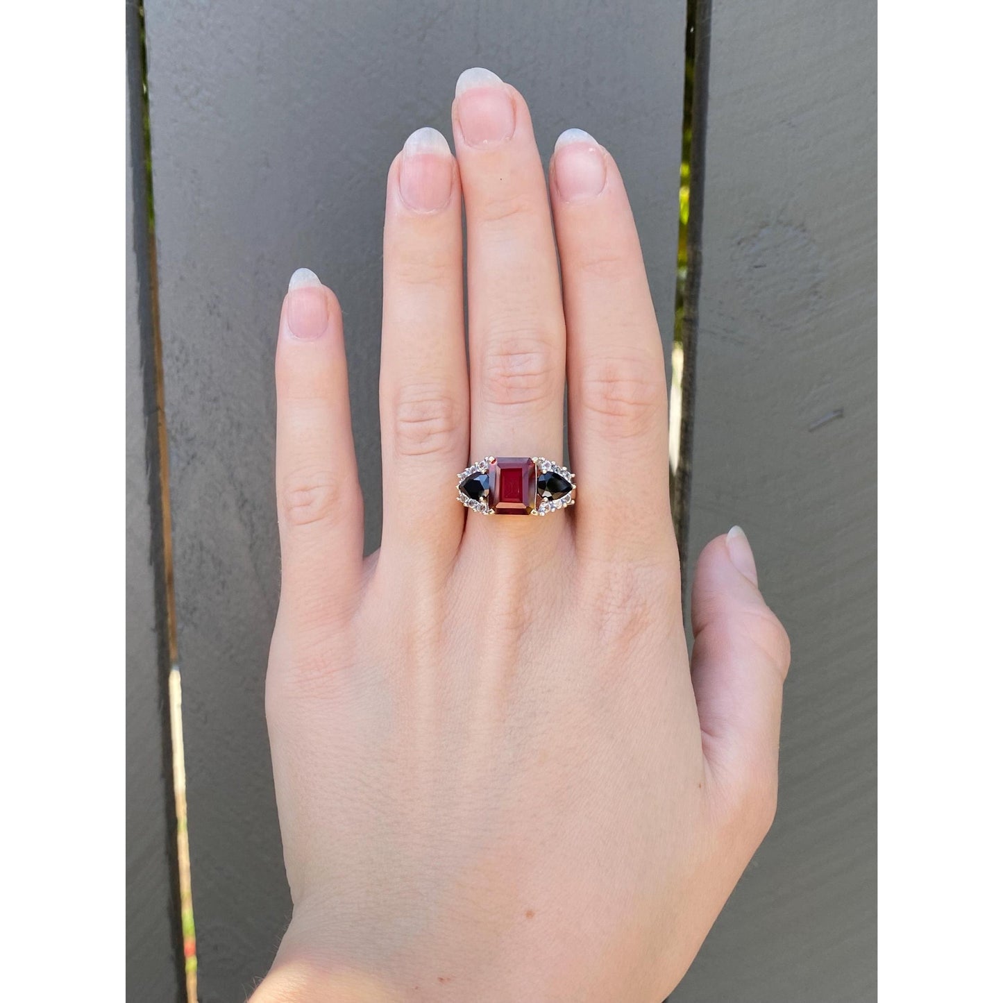 Vintage Solid 10k Yellow Gold Pink Tourmaline Onyx & Clear Quartz Ring - Size 7.75