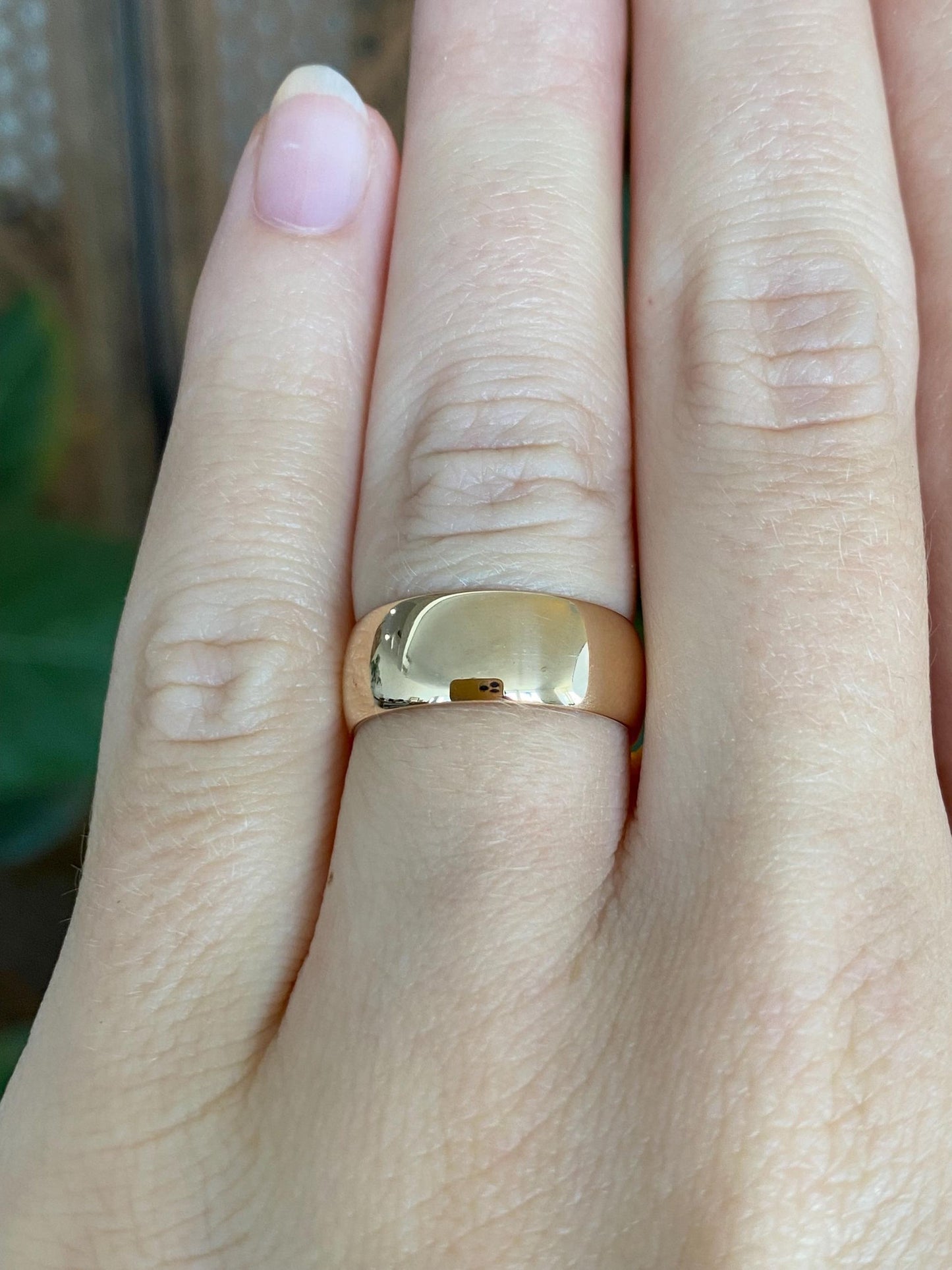 Vintage Solid 14k Yellow Gold Ring Band - Size 5.75