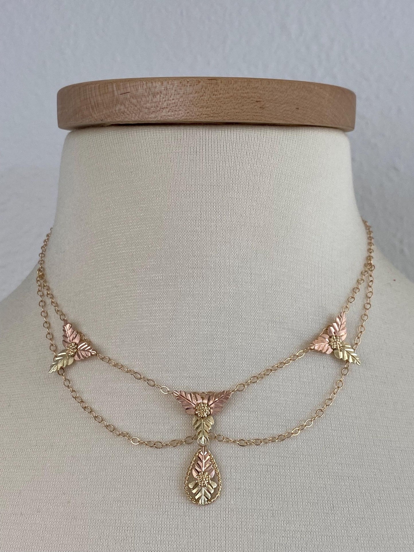 Solid 10k Black Hills Gold Leaves Cable Chain Necklace - 16.25 inches