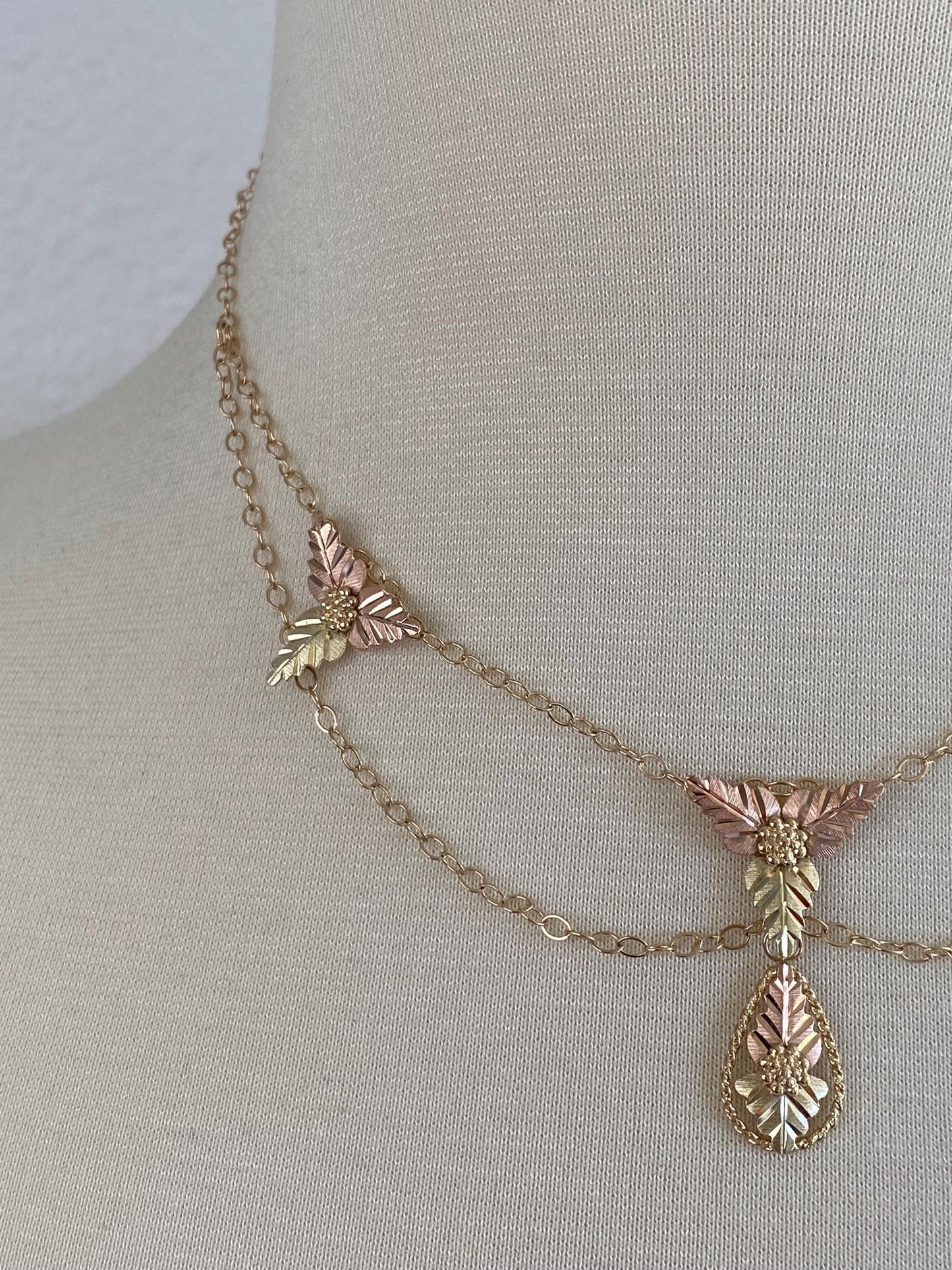 Solid 10k Black Hills Gold Leaves Cable Chain Necklace - 16.25 inches