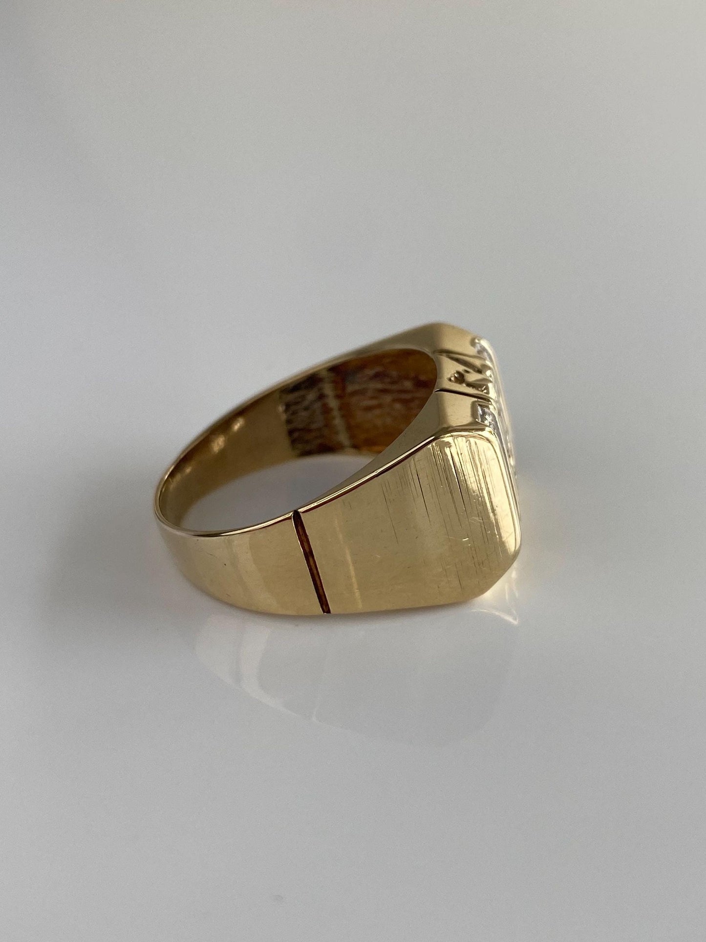 Vintage Solid 10k Yellow Gold Diamond Nugget Ring Band - Size 10.75