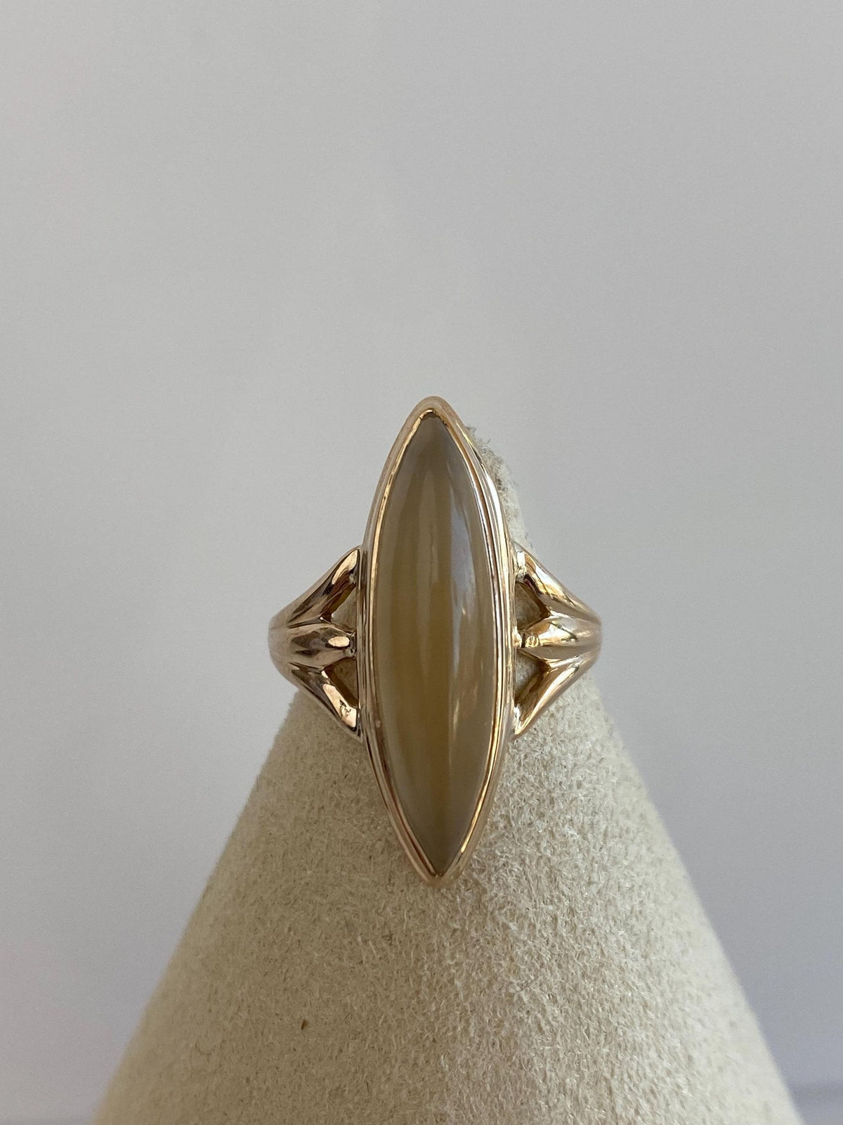 Vintage Solid 10k Yellow Gold Marquis Quartz Ring - Size 6.5