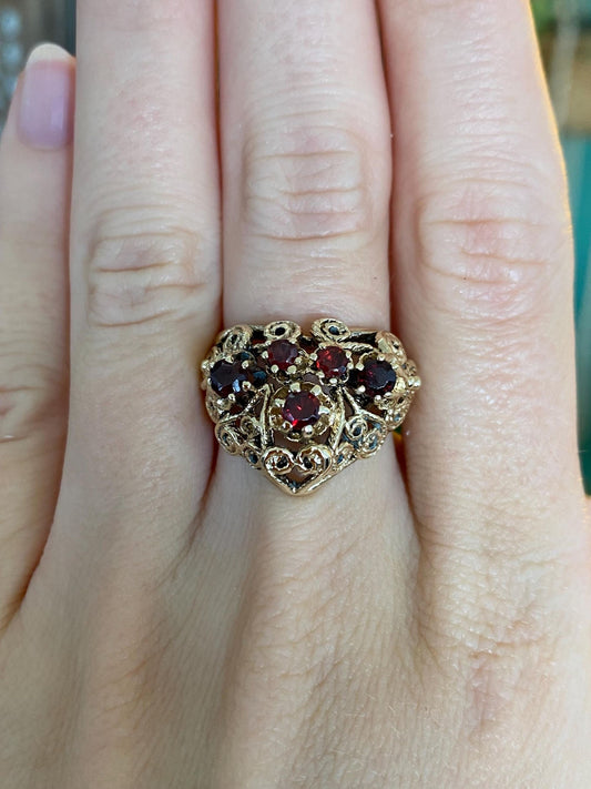 Vintage Solid 14k Yellow Gold Garnet Filigree Ring - Size 6.5