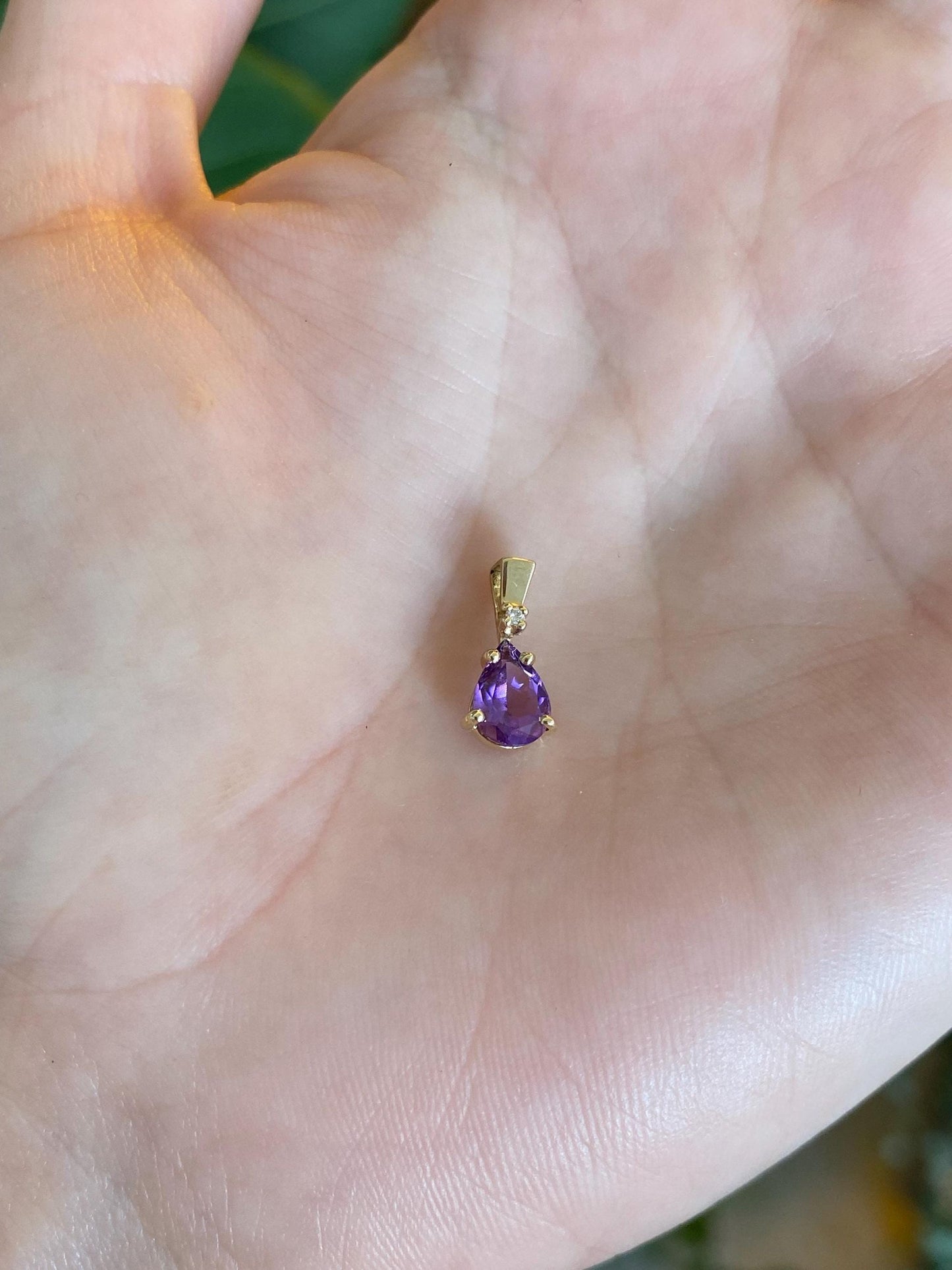 Vintage Solid 14k Yellow Gold Diamond Amethyst Charm