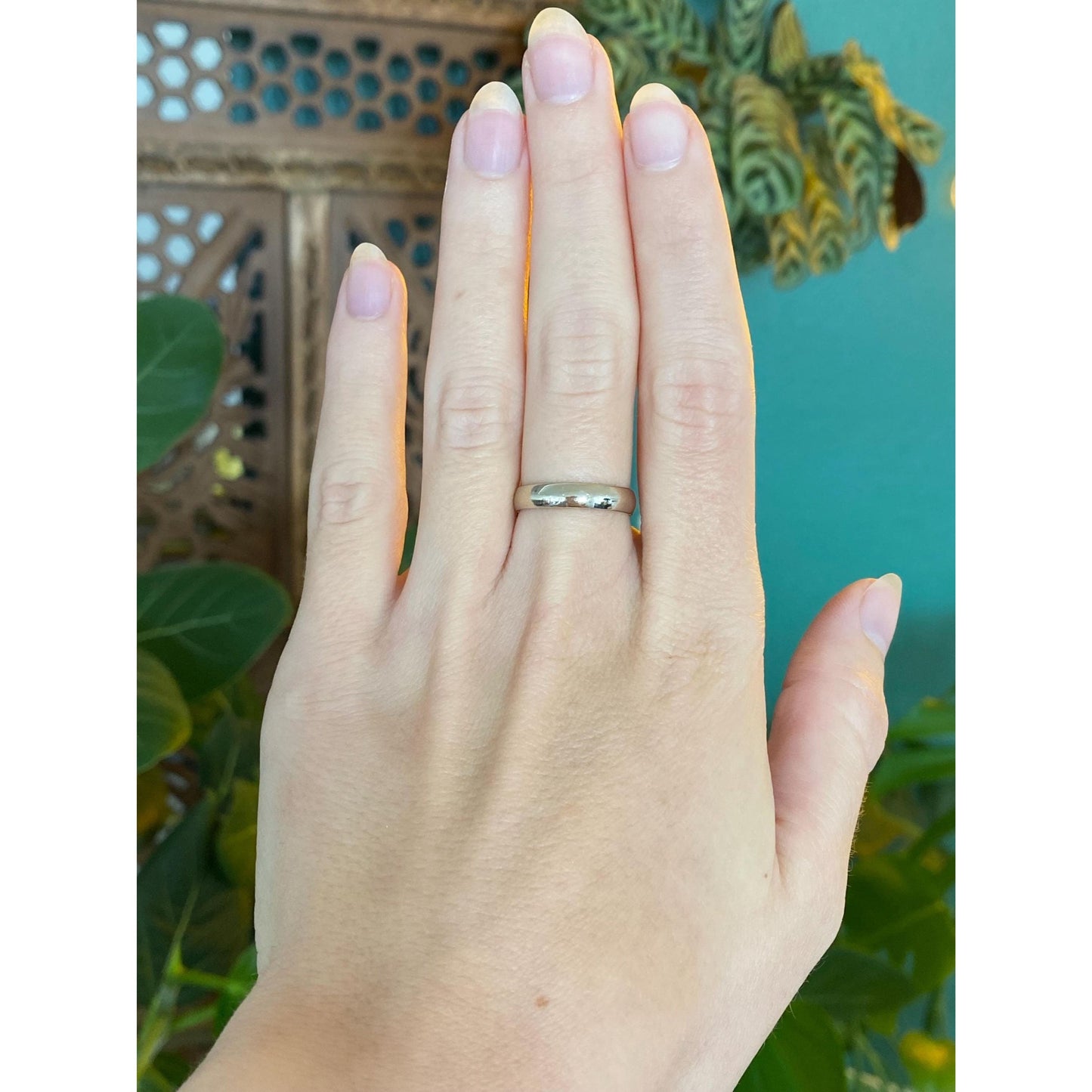 Vintage Solid 14k White Gold Ring Band - Size 6.25