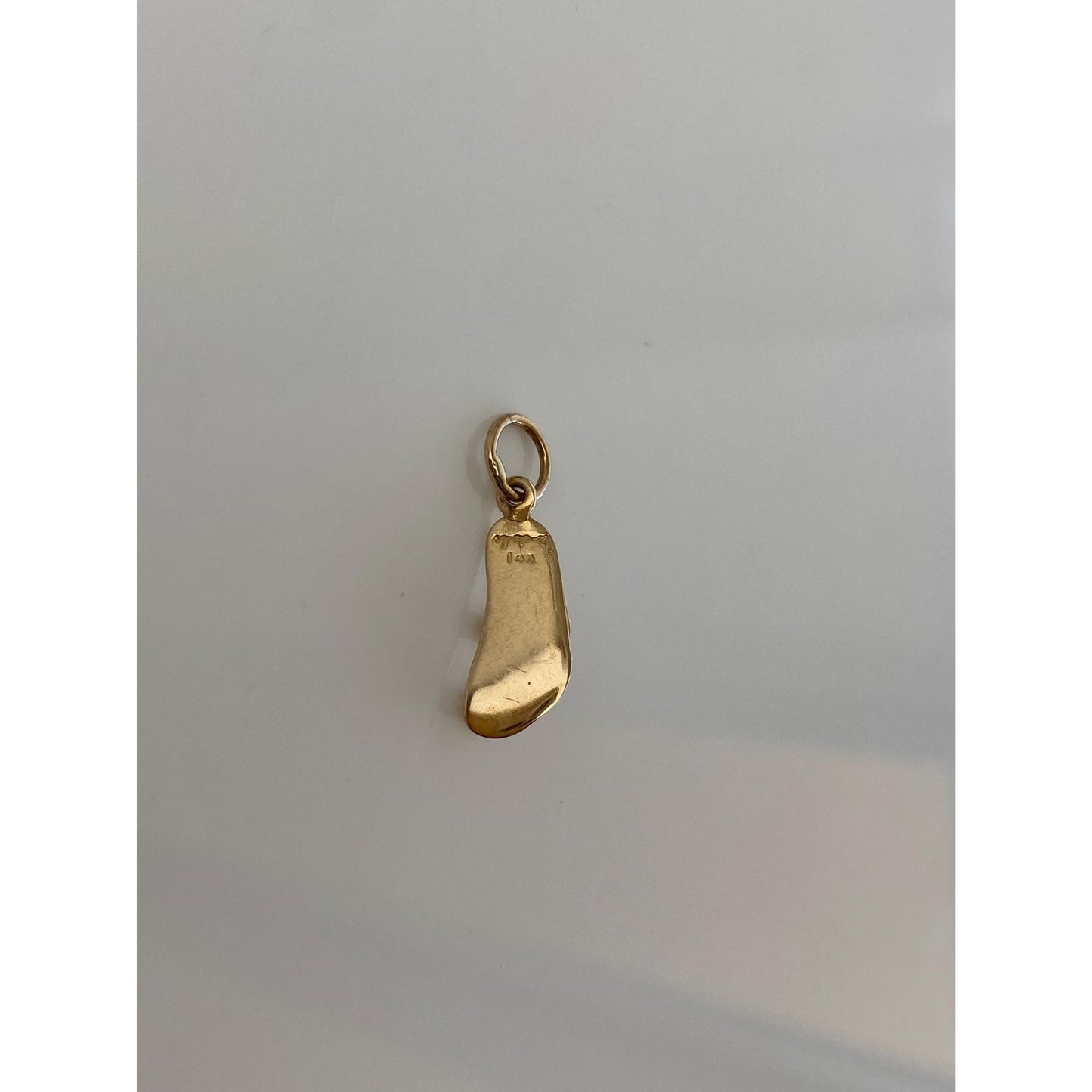 Vintage Solid 14k Yellow Gold Cubic Zirconia Flip Flop Charm