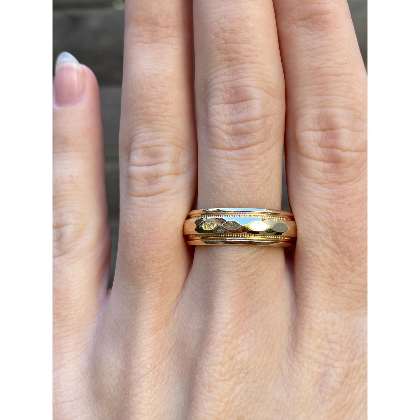 Vintage Solid 14k Yellow Gold Miligrain Faceted Ring Band - Size 9.5