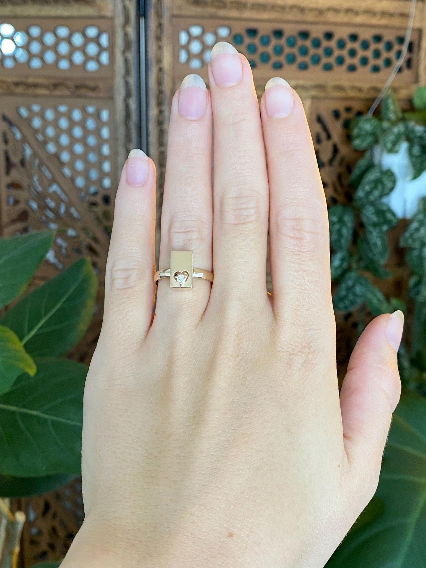 Vintage Solid 14k Yellow Gold Diamond Heart Box Ring - Size 5.5
