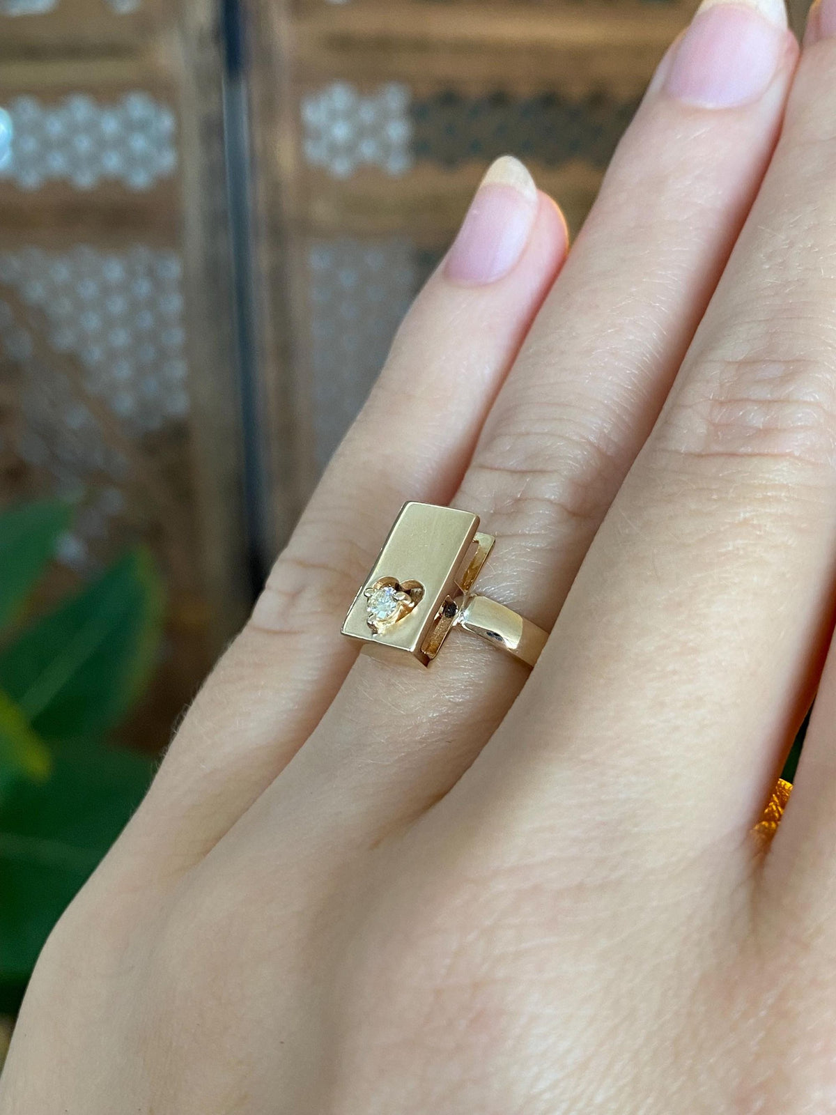Vintage Solid 14k Yellow Gold Diamond Heart Box Ring - Size 5.5