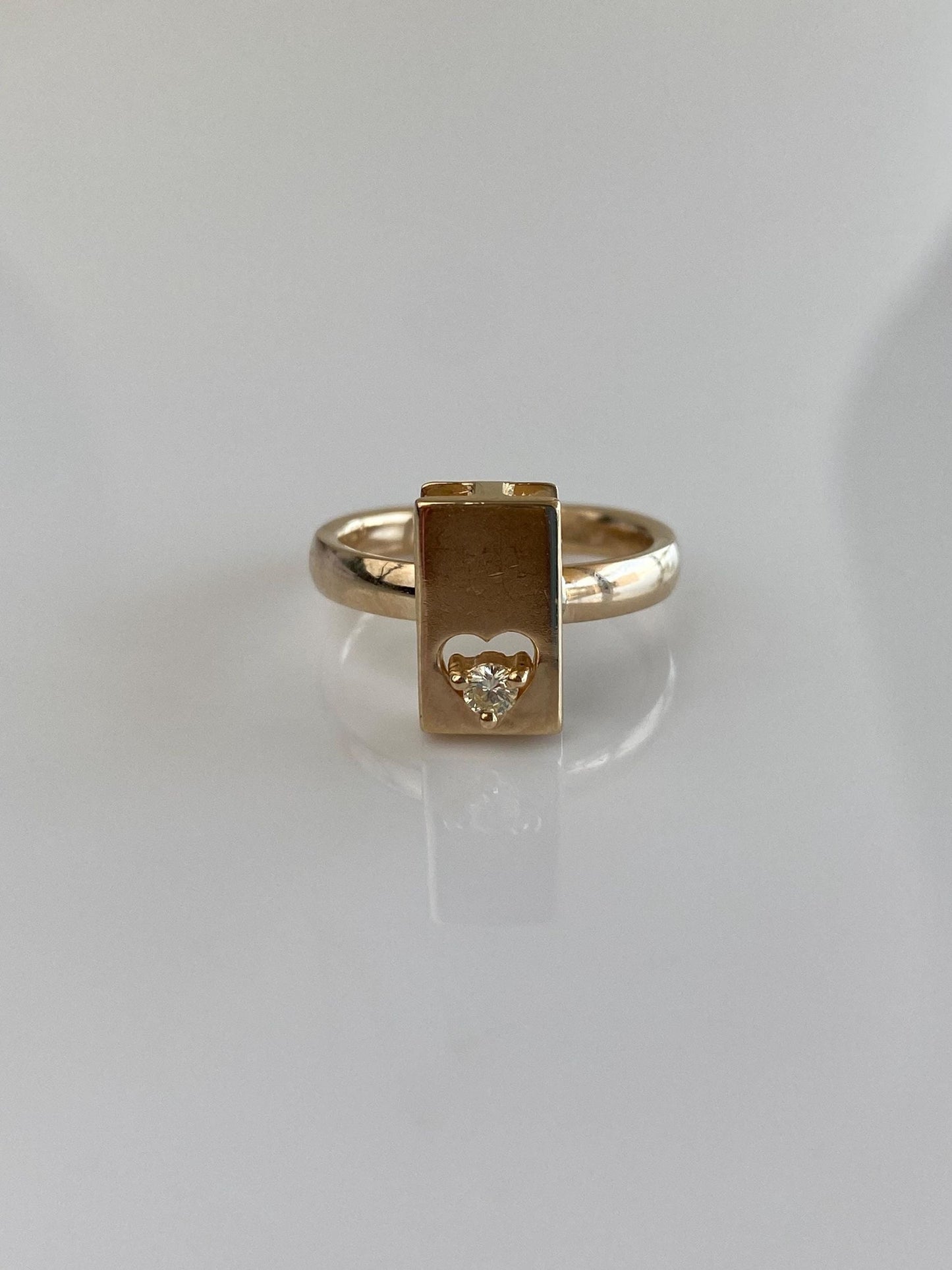 Vintage Solid 14k Yellow Gold Diamond Heart Box Ring - Size 5.5