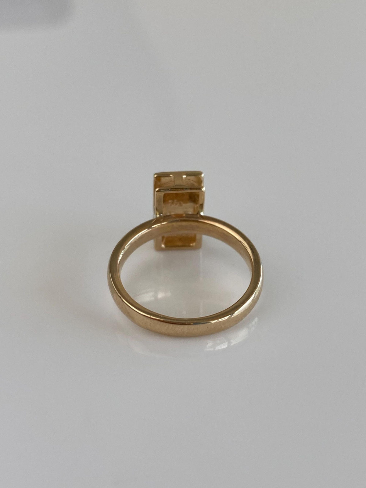 Vintage Solid 14k Yellow Gold Diamond Heart Box Ring - Size 5.5